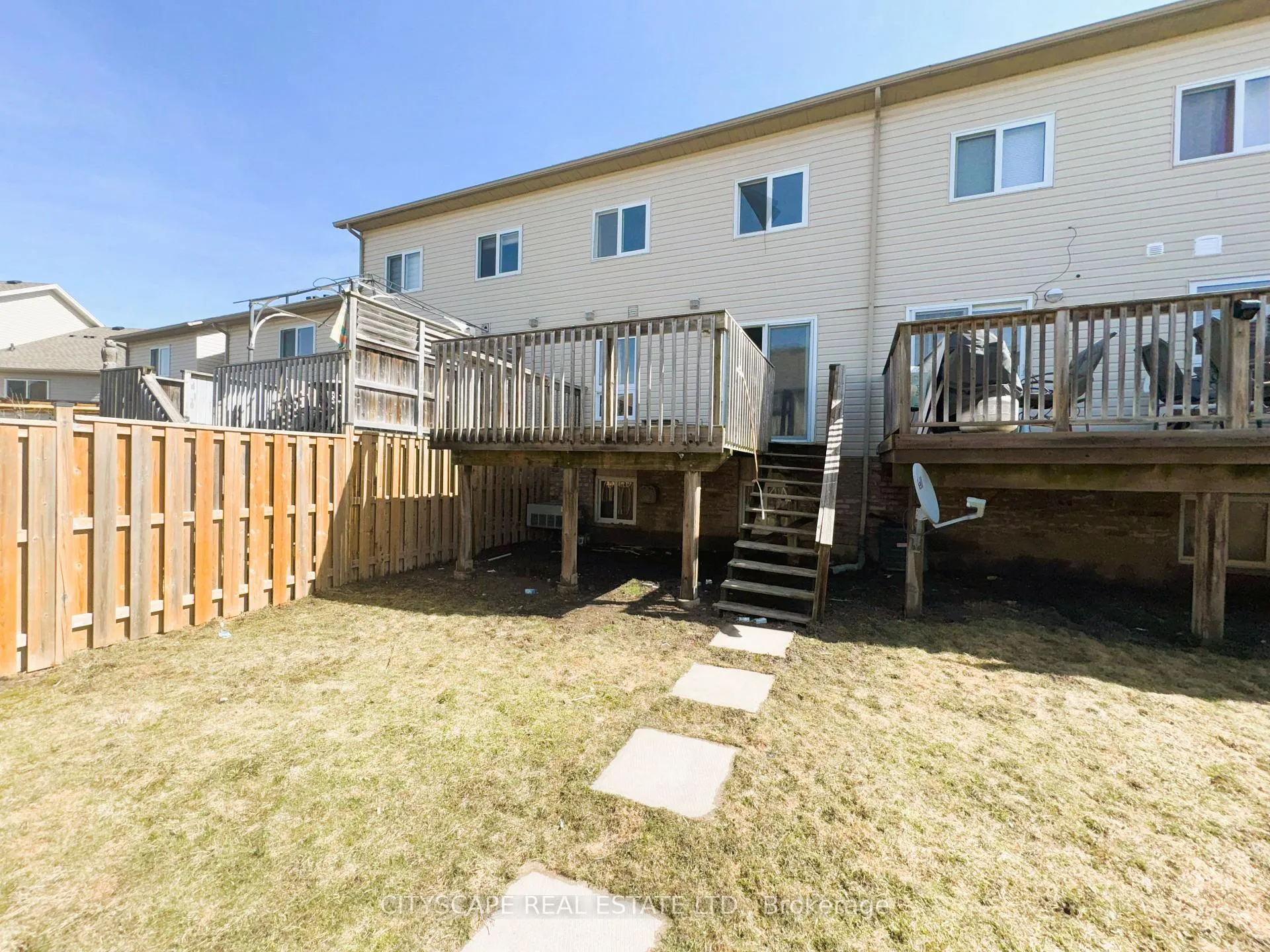 Photo 39 of 91 Donnenwerth Drive, Kitchener — HOMEH