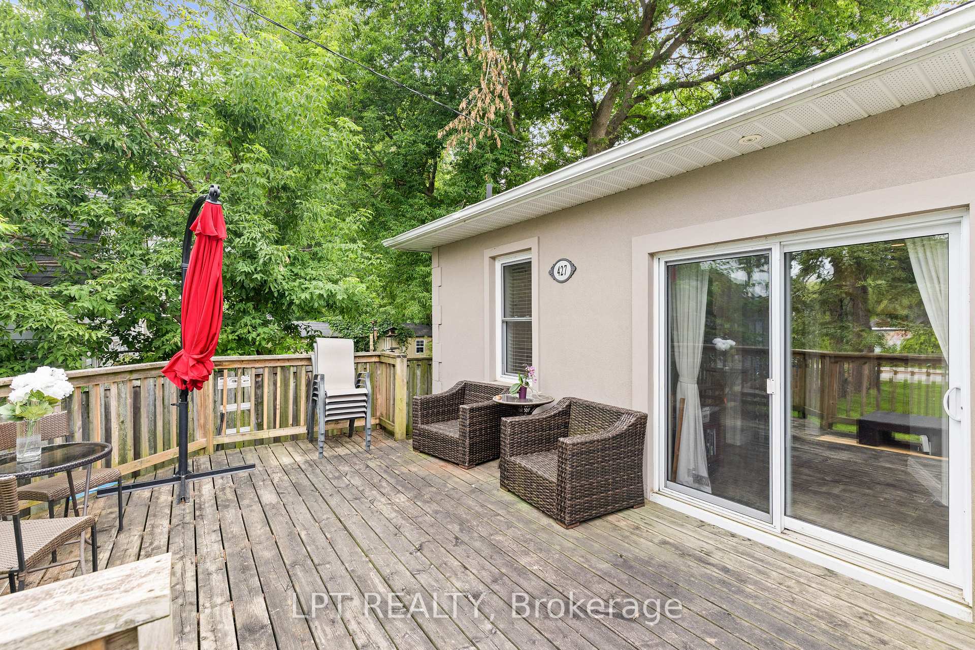 Photo 29 of 427 Lake Drive E, Georgina, Historic Lakeshore Communities — HOMEH