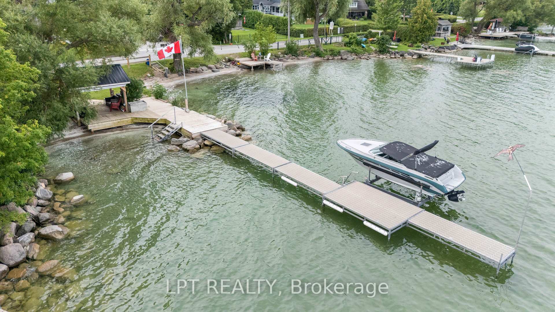 Photo 39 of 427 Lake Drive E, Georgina, Historic Lakeshore Communities — HOMEH