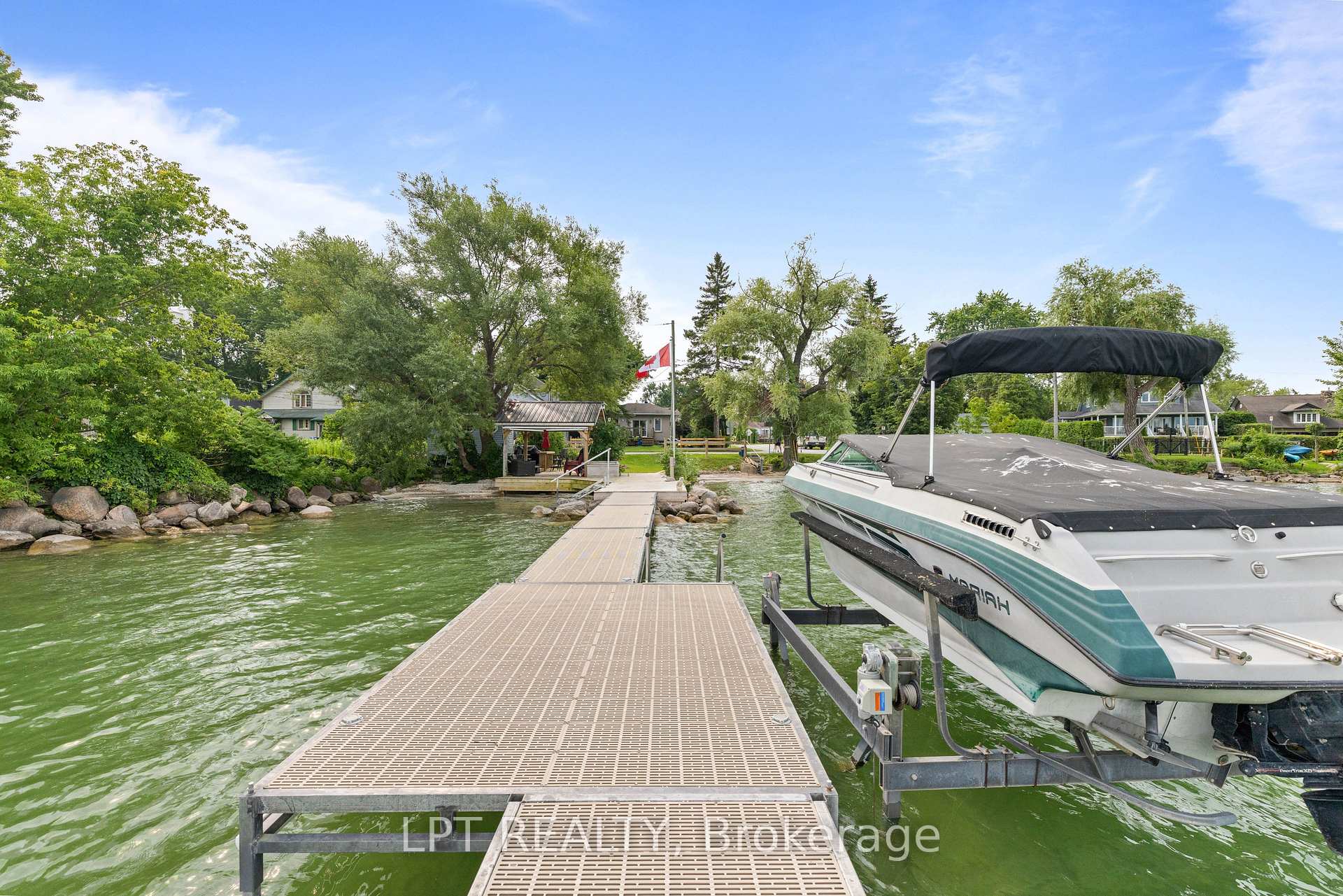 Photo 42 of 427 Lake Drive E, Georgina, Historic Lakeshore Communities — HOMEH