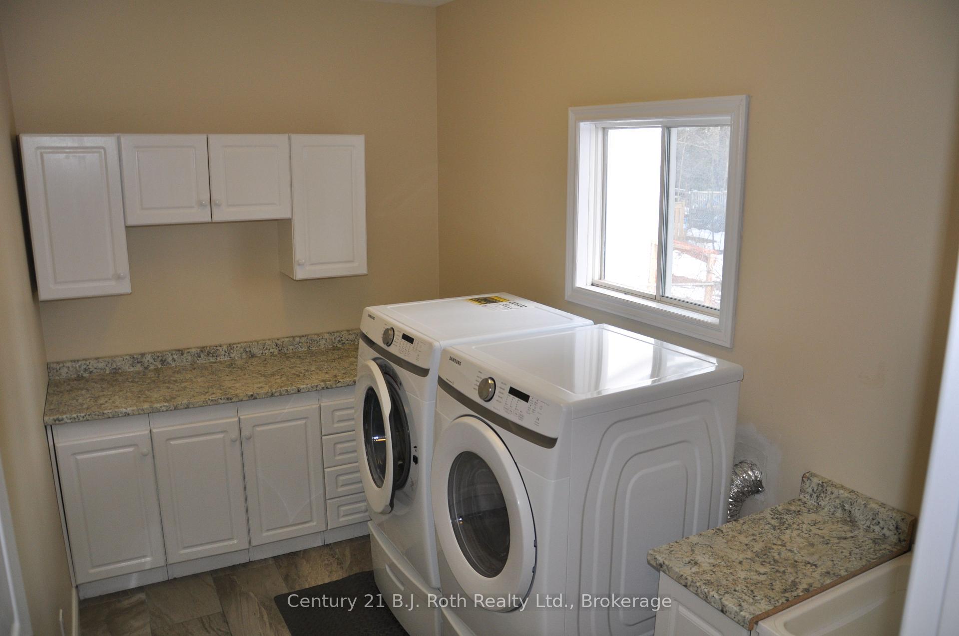 Photo 16 of 22 Free Drive, Orillia — HOMEH