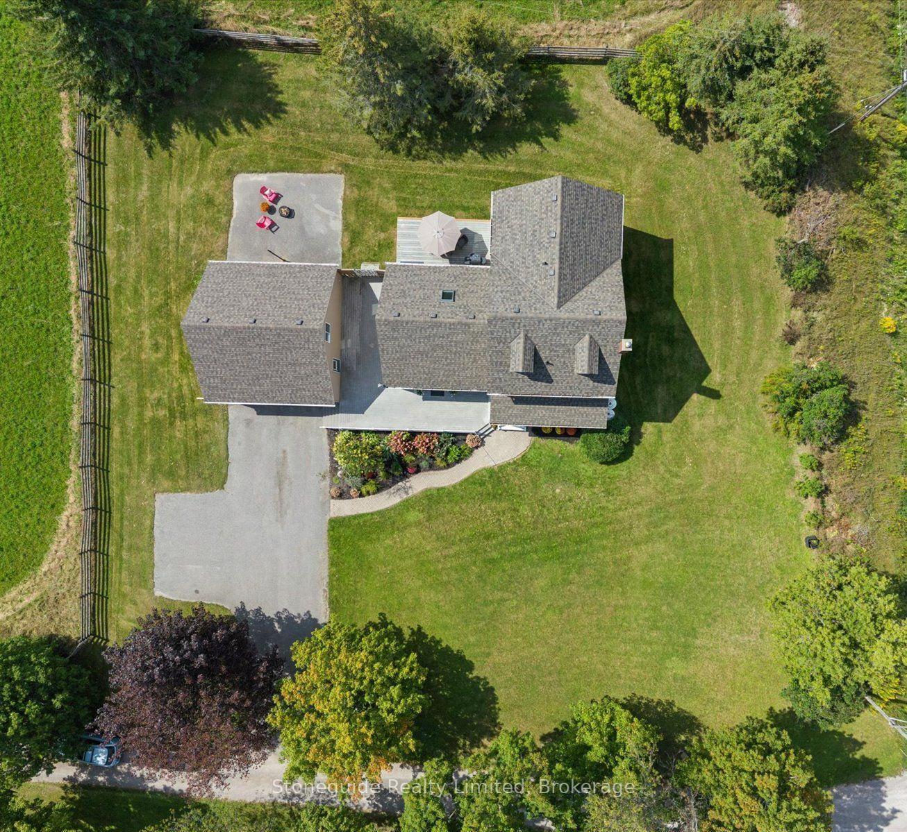 Photo 58 of 1611 Parkhill Road W, Cavan Monaghan, Cavan-Monaghan — HOMEH
