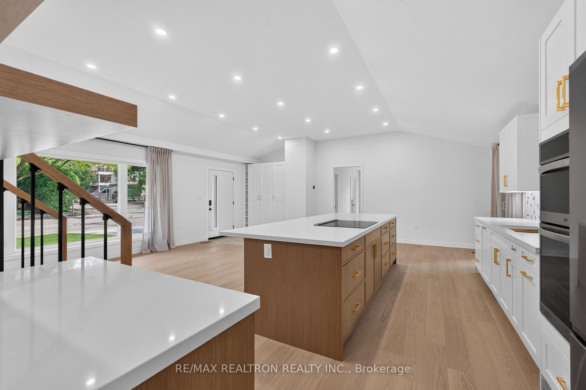 Photo 13 of 3 Reuben Street, Aurora, Aurora Village — HOMEH