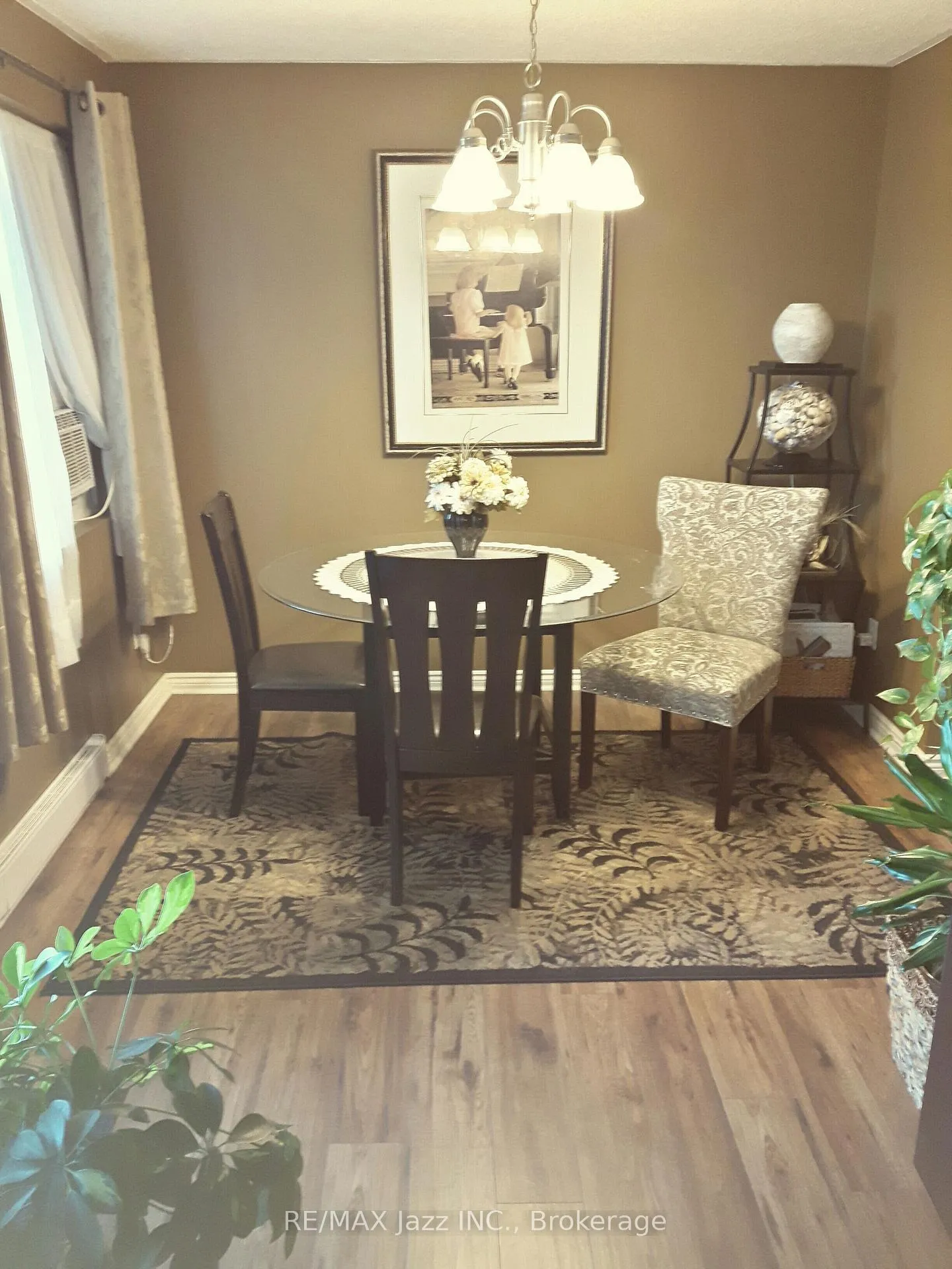 Photo 5 of Unit 304, 131 Taunton Road E, Oshawa, Centennial — HOMEH
