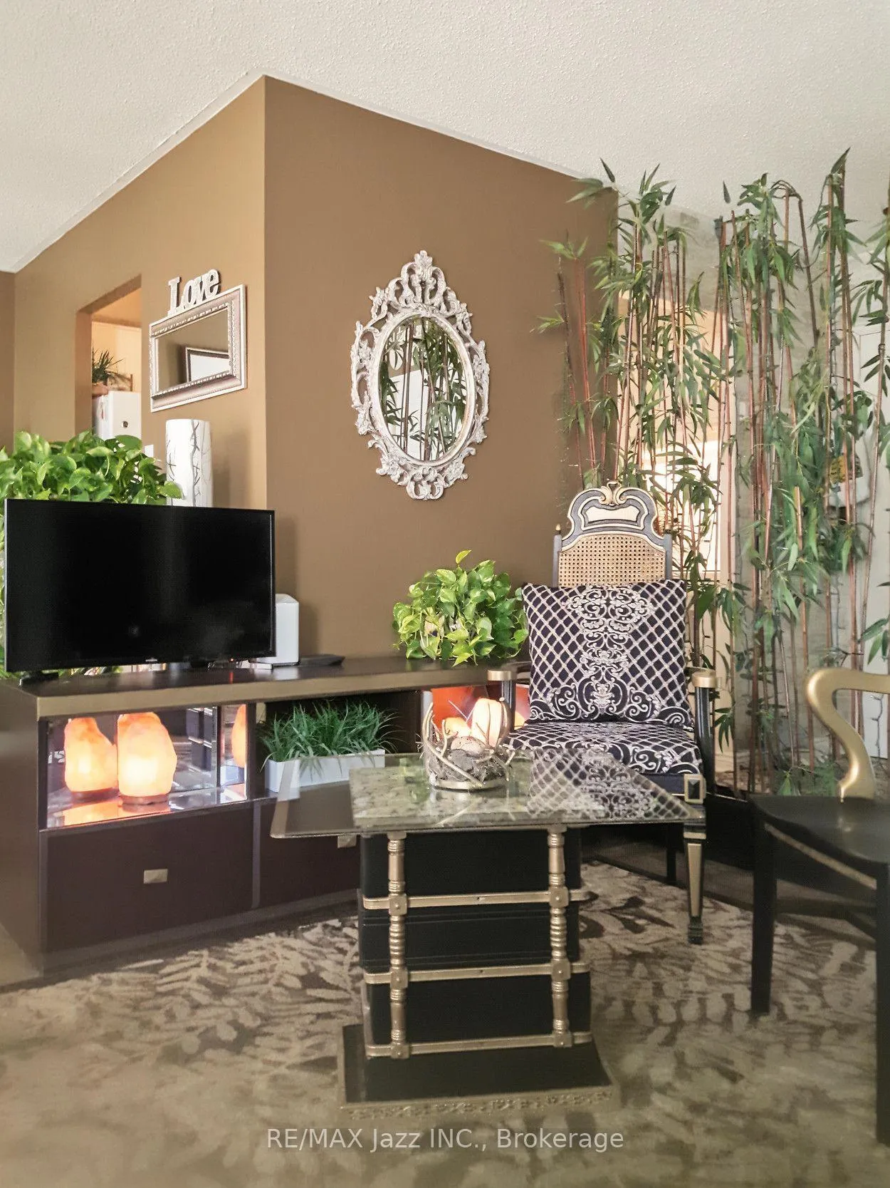 Photo 7 of Unit 304, 131 Taunton Road E, Oshawa, Centennial — HOMEH