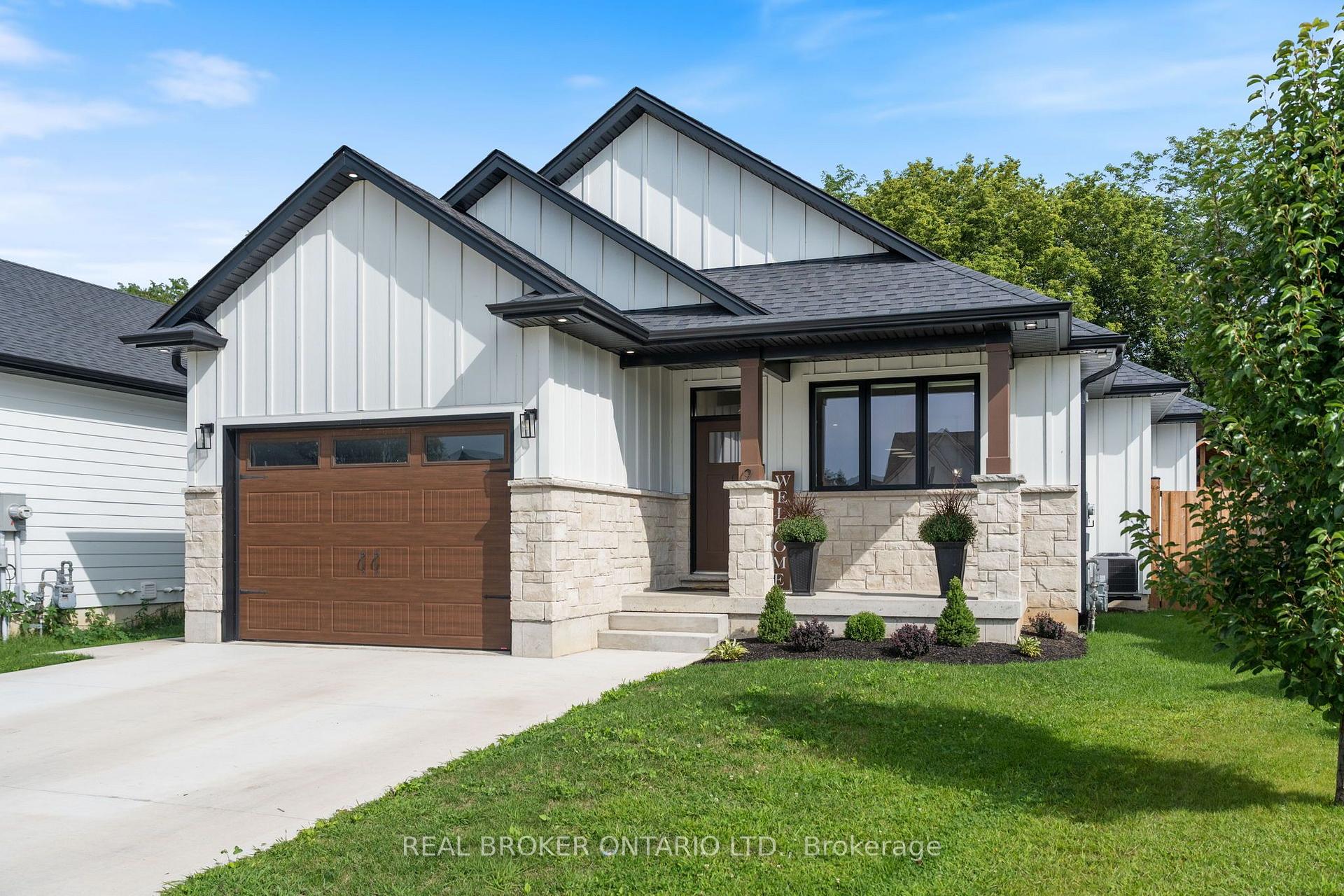 Photo 3 of 9 Macneil Court, Bayham, Port Burwell — HOMEH