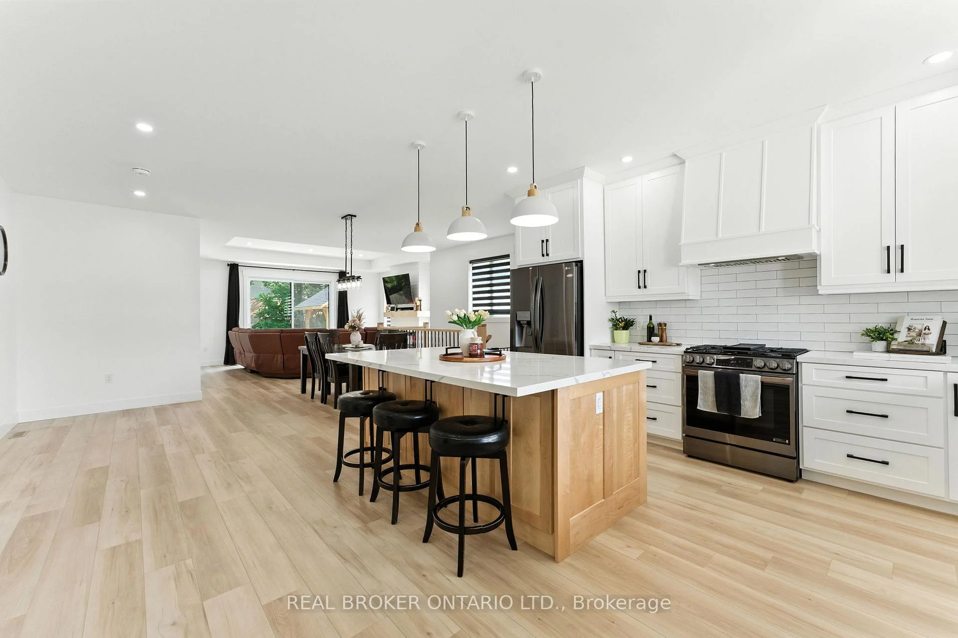 Photo 8 of 9 Macneil Court, Bayham, Port Burwell — HOMEH