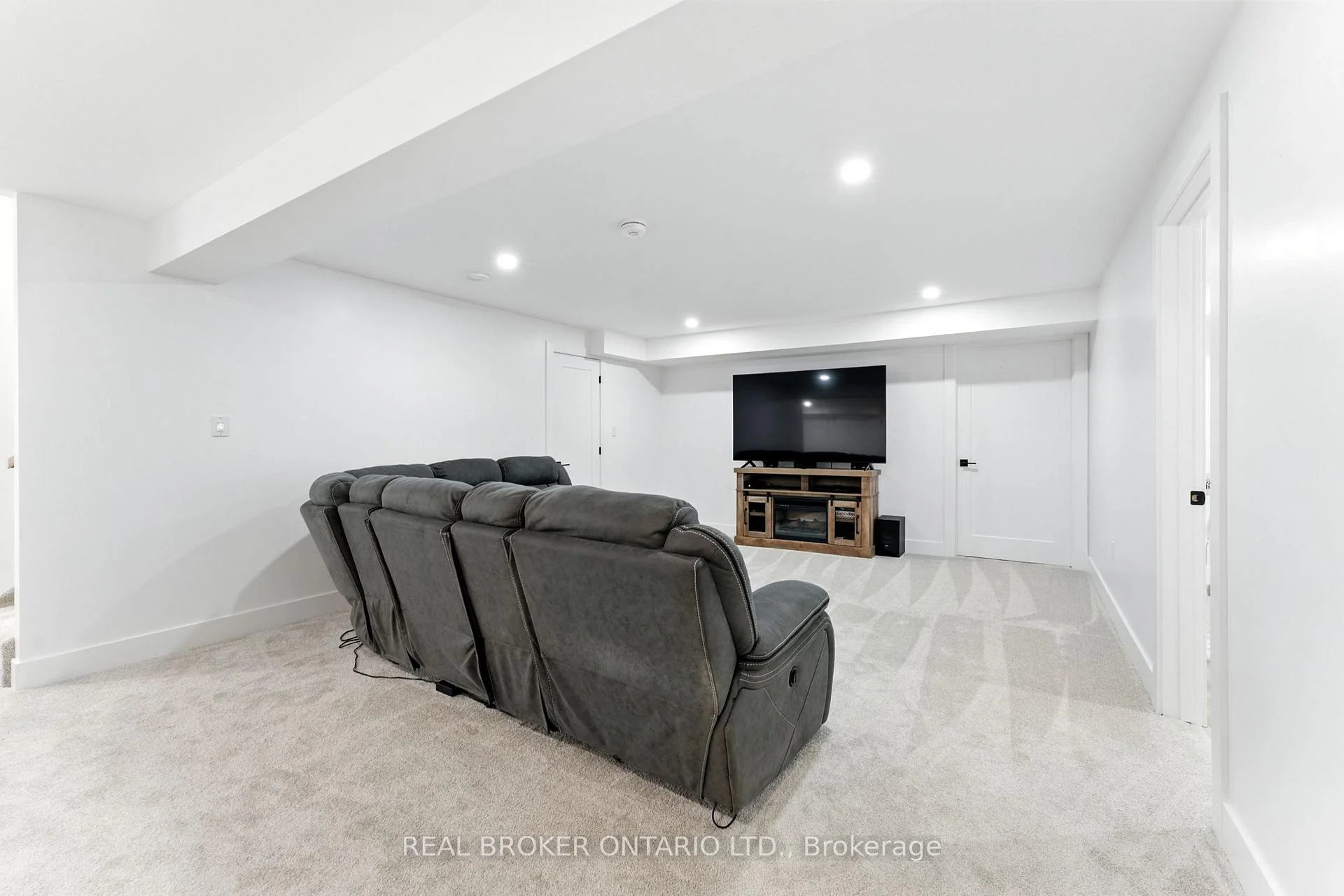 Photo 53 of 9 Macneil Court, Bayham, Port Burwell — HOMEH