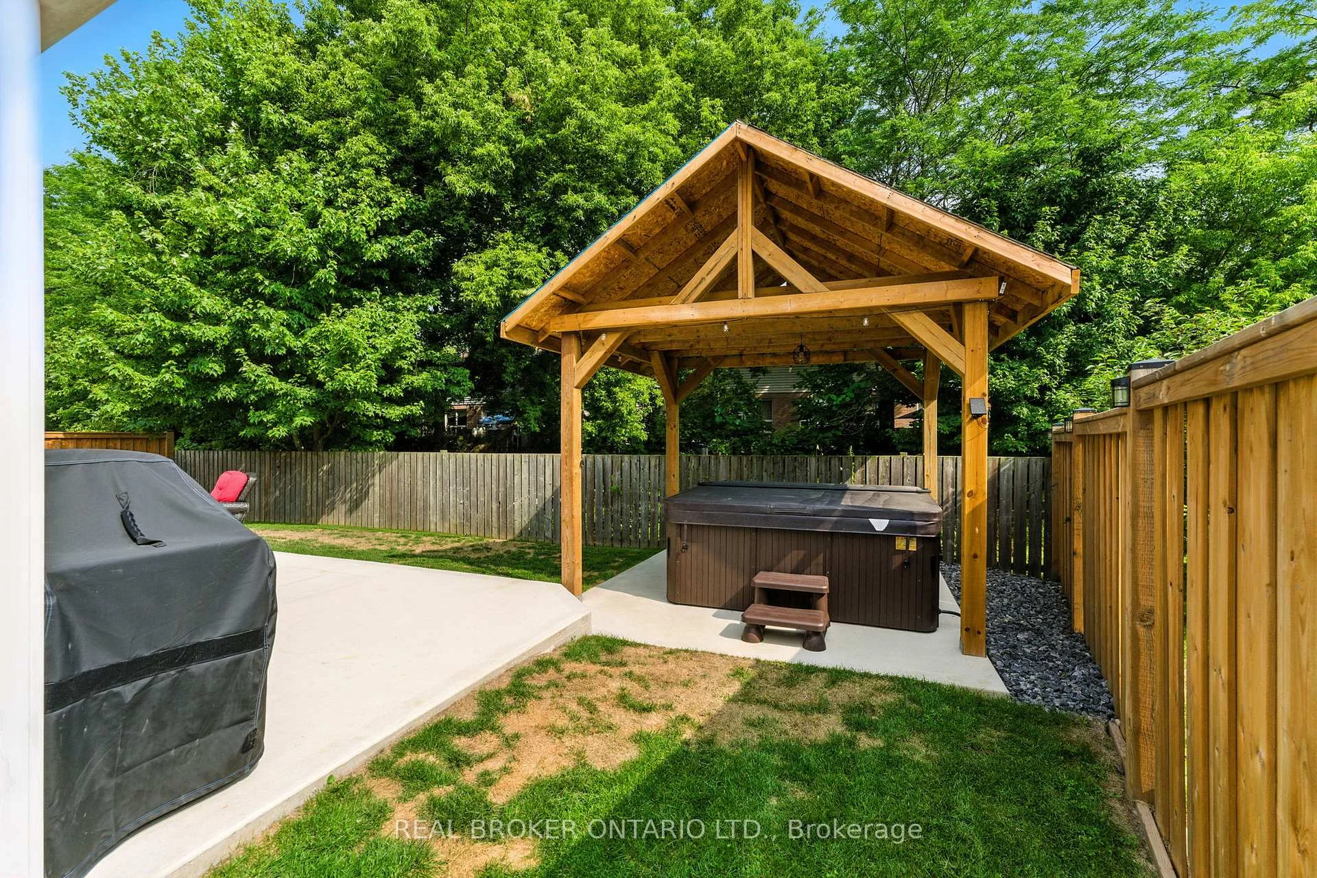 Photo 64 of 9 Macneil Court, Bayham, Port Burwell — HOMEH