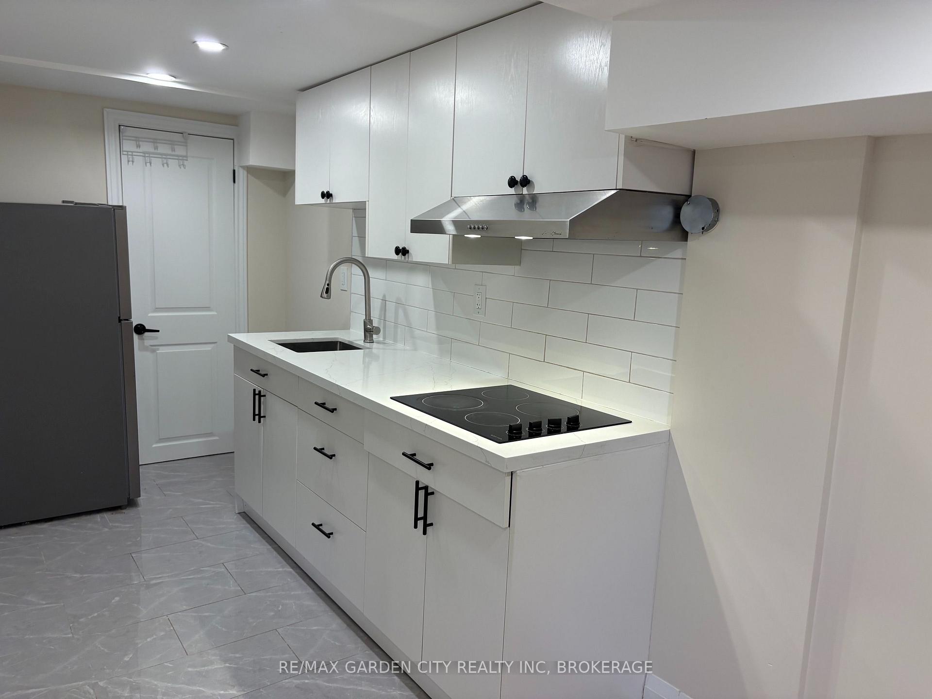 Front of Unit LWR-1B, 60 Wakelin Terrace
