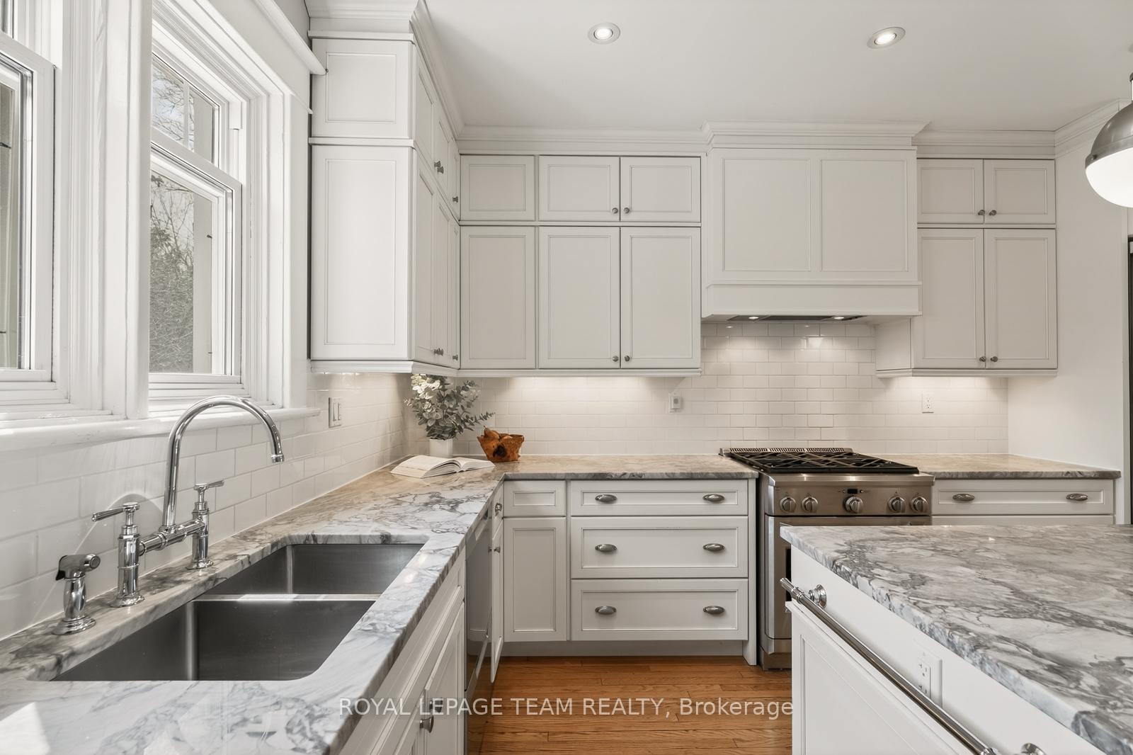 Photo 10 of 318 Clemow Avenue, Ottawa, Glebe — HOMEH