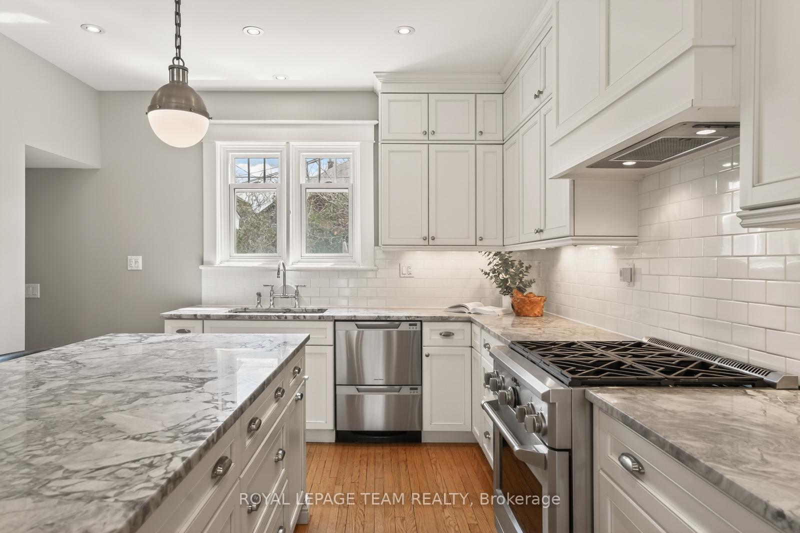 Photo 11 of 318 Clemow Avenue, Ottawa, Glebe — HOMEH