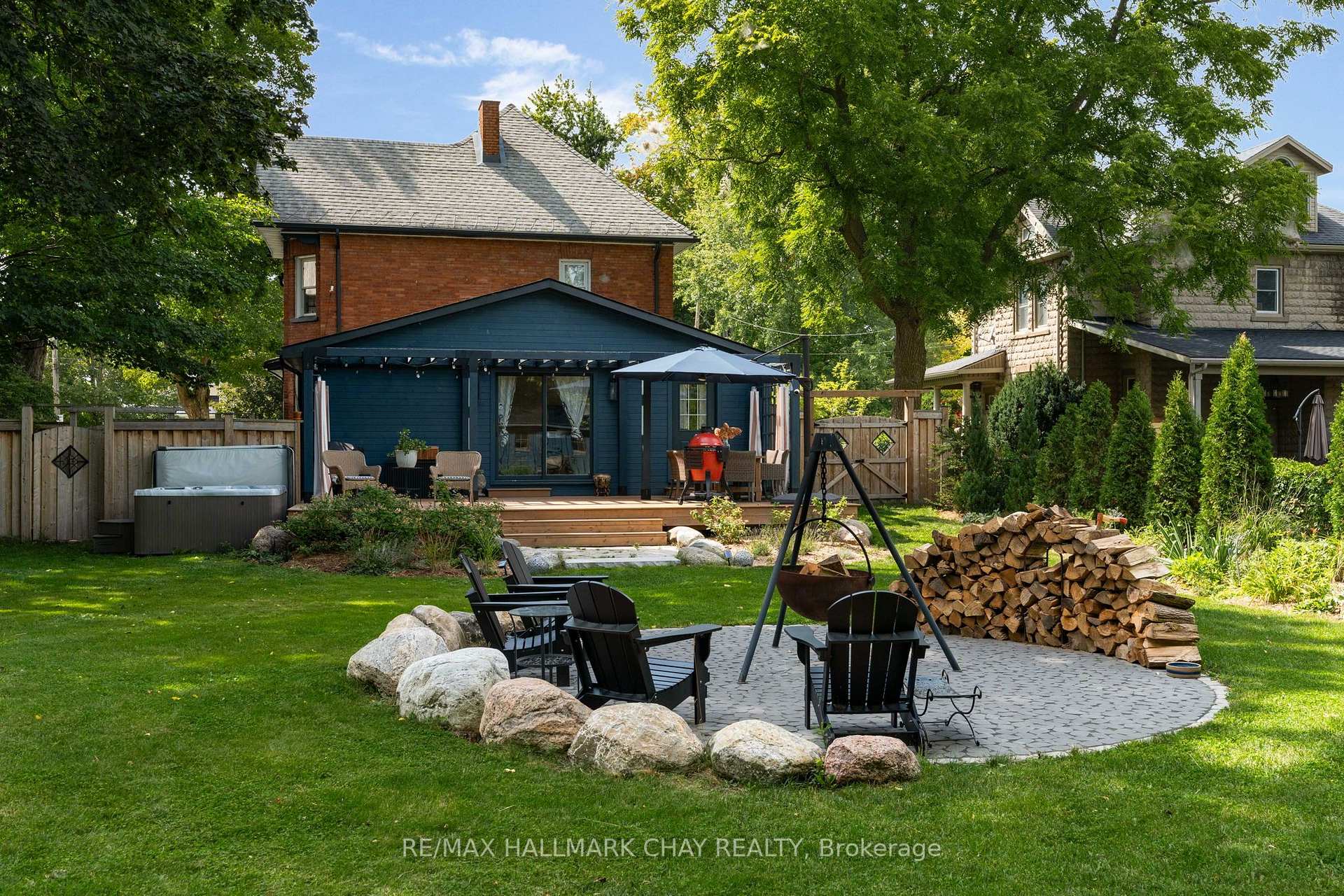 Photo 38 of 243 Mill Street, Clearview, Creemore — HOMEH