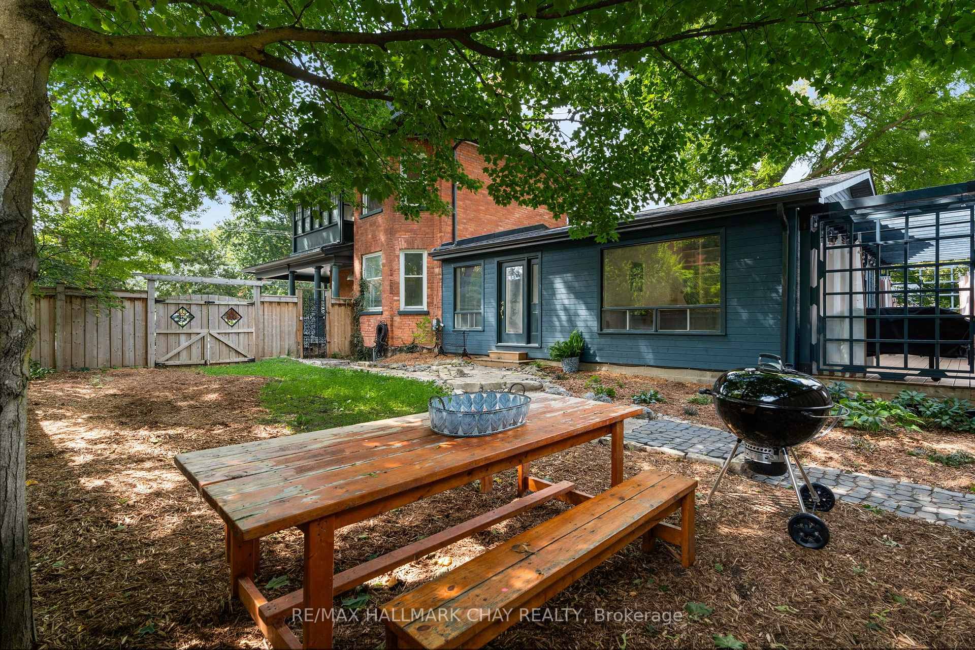 Photo 42 of 243 Mill Street, Clearview, Creemore — HOMEH