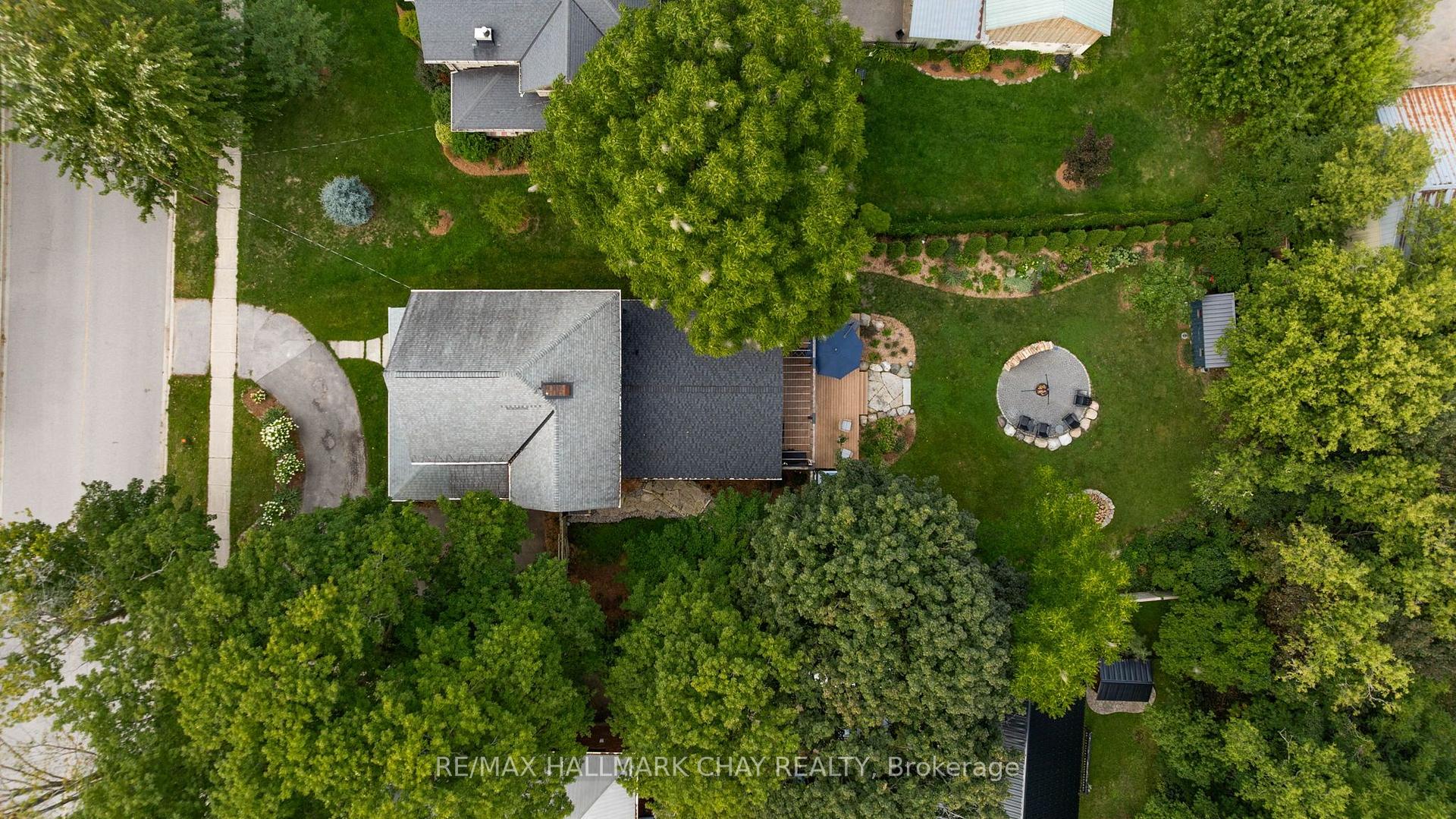 Photo 48 of 243 Mill Street, Clearview, Creemore — HOMEH