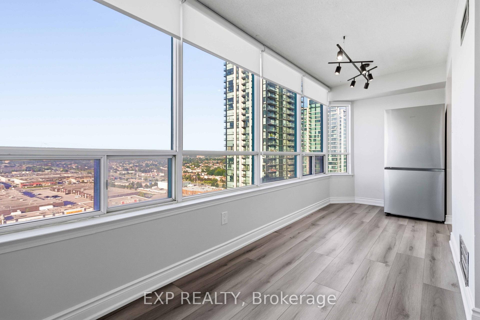 Photo 4 of Unit 2109, 550 Webb Drive, Mississauga, Fairview — HOMEH