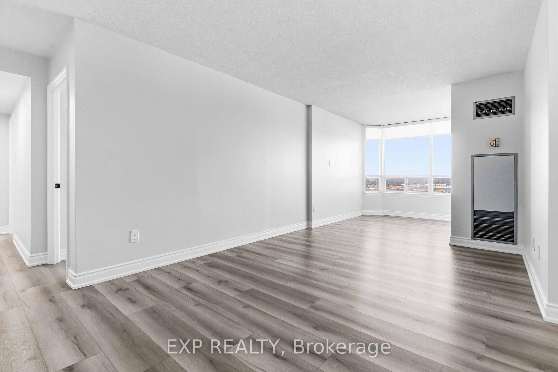 Photo 7 of Unit 2109, 550 Webb Drive, Mississauga, Fairview — HOMEH