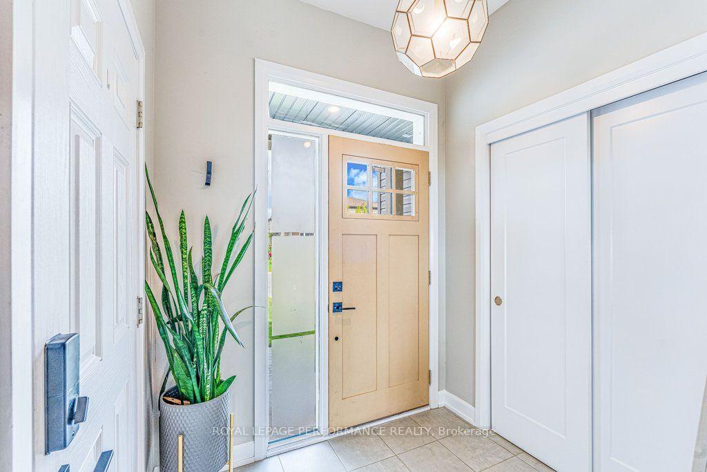 Photo 3 of 24 Gardenpost Terrace, Ottawa, Avalon West — HOMEH