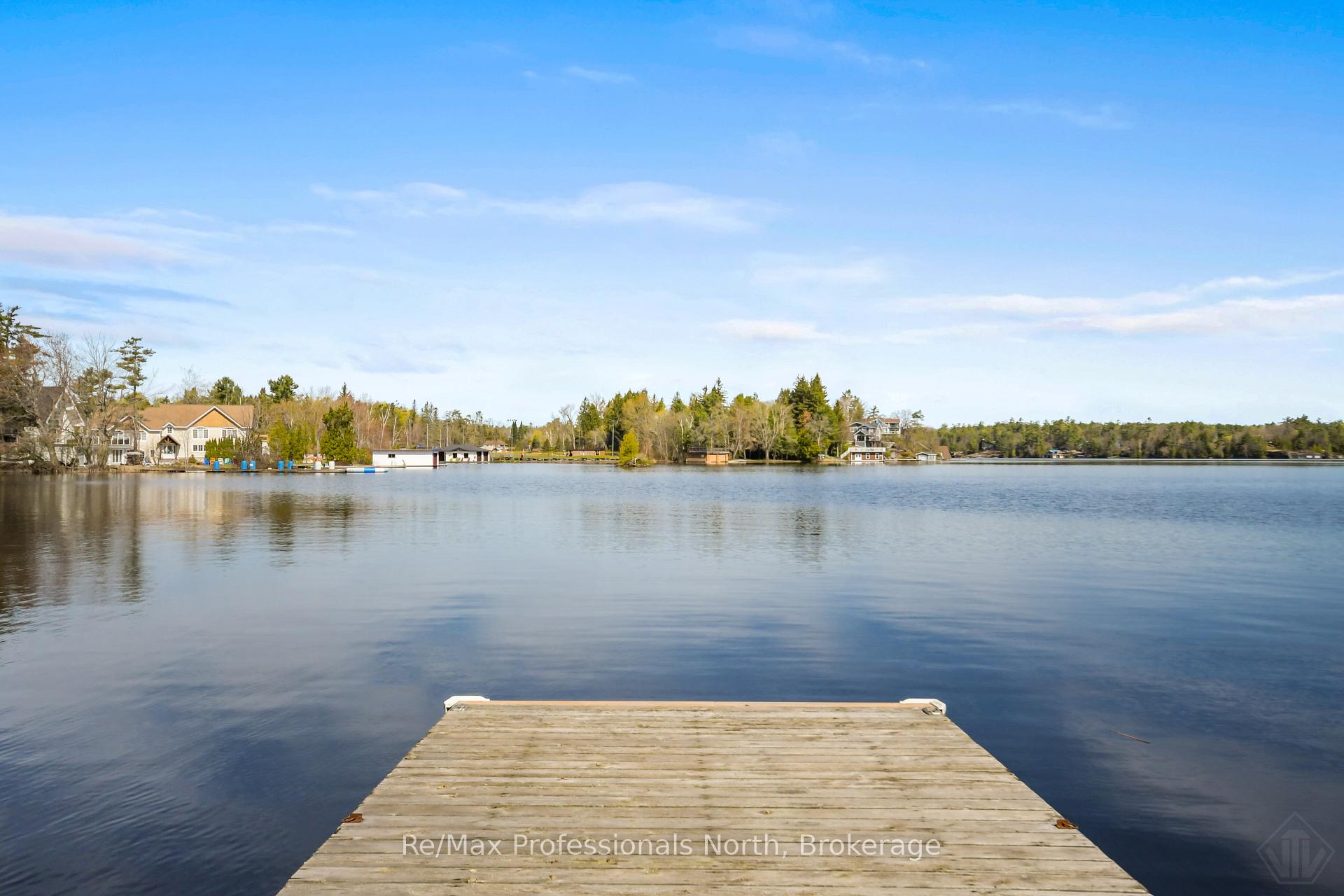 Photo 3 of 355 Loudon Point Road, Gravenhurst, Muskoka (S) — HOMEH