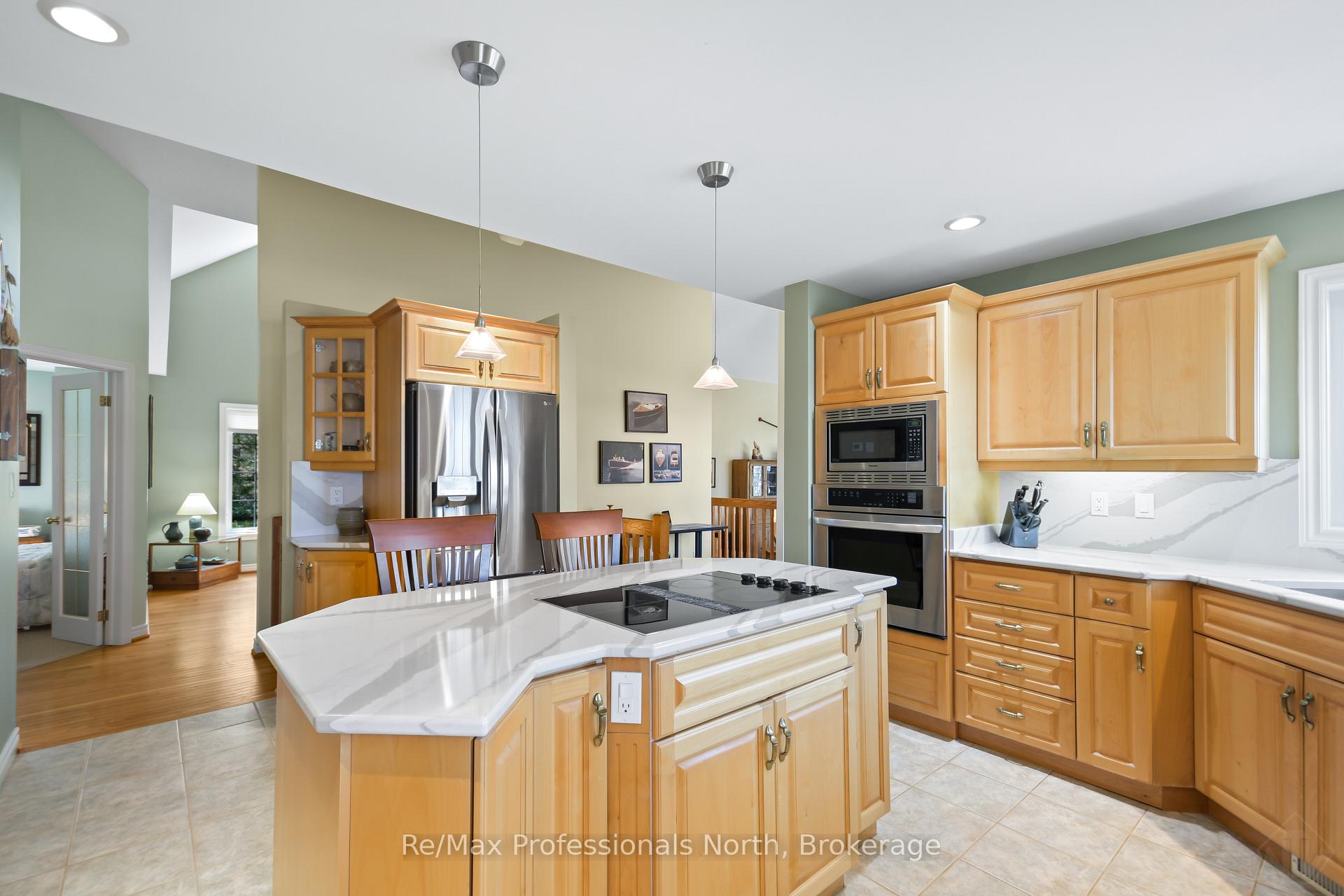 Photo 13 of 355 Loudon Point Road, Gravenhurst, Muskoka (S) — HOMEH
