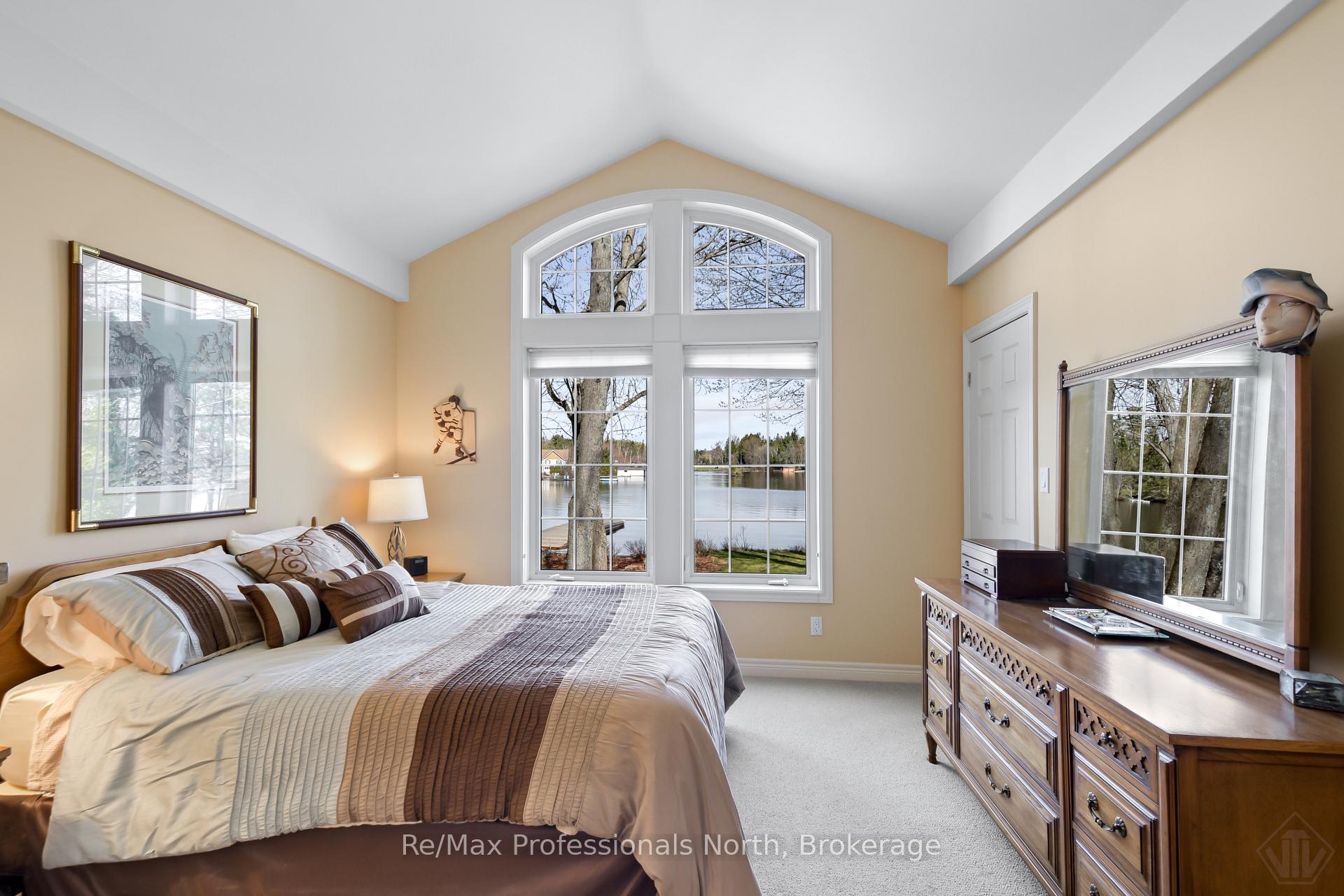 Photo 14 of 355 Loudon Point Road, Gravenhurst, Muskoka (S) — HOMEH