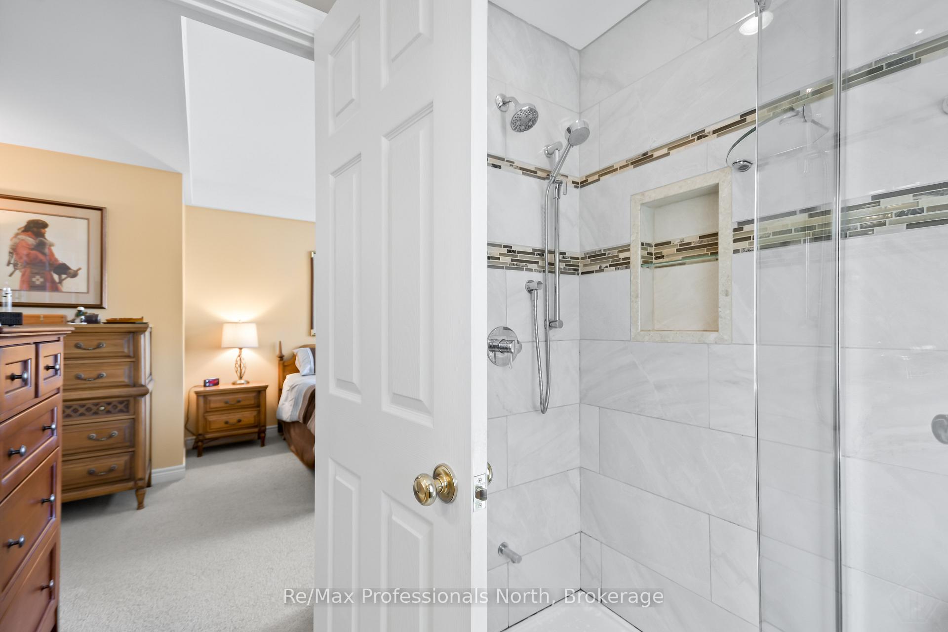 Photo 16 of 355 Loudon Point Road, Gravenhurst, Muskoka (S) — HOMEH
