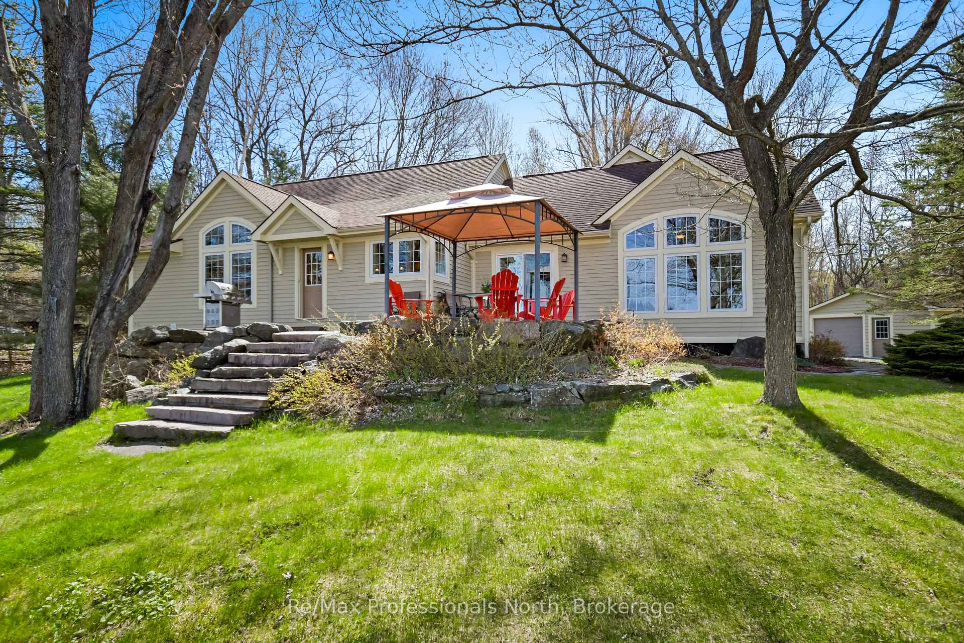 Photo 35 of 355 Loudon Point Road, Gravenhurst, Muskoka (S) — HOMEH