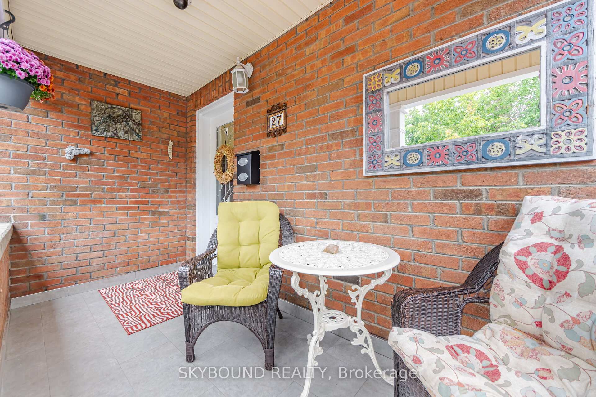 Photo 6 of 27 Rowe Street, Oshawa, Central — HOMEH