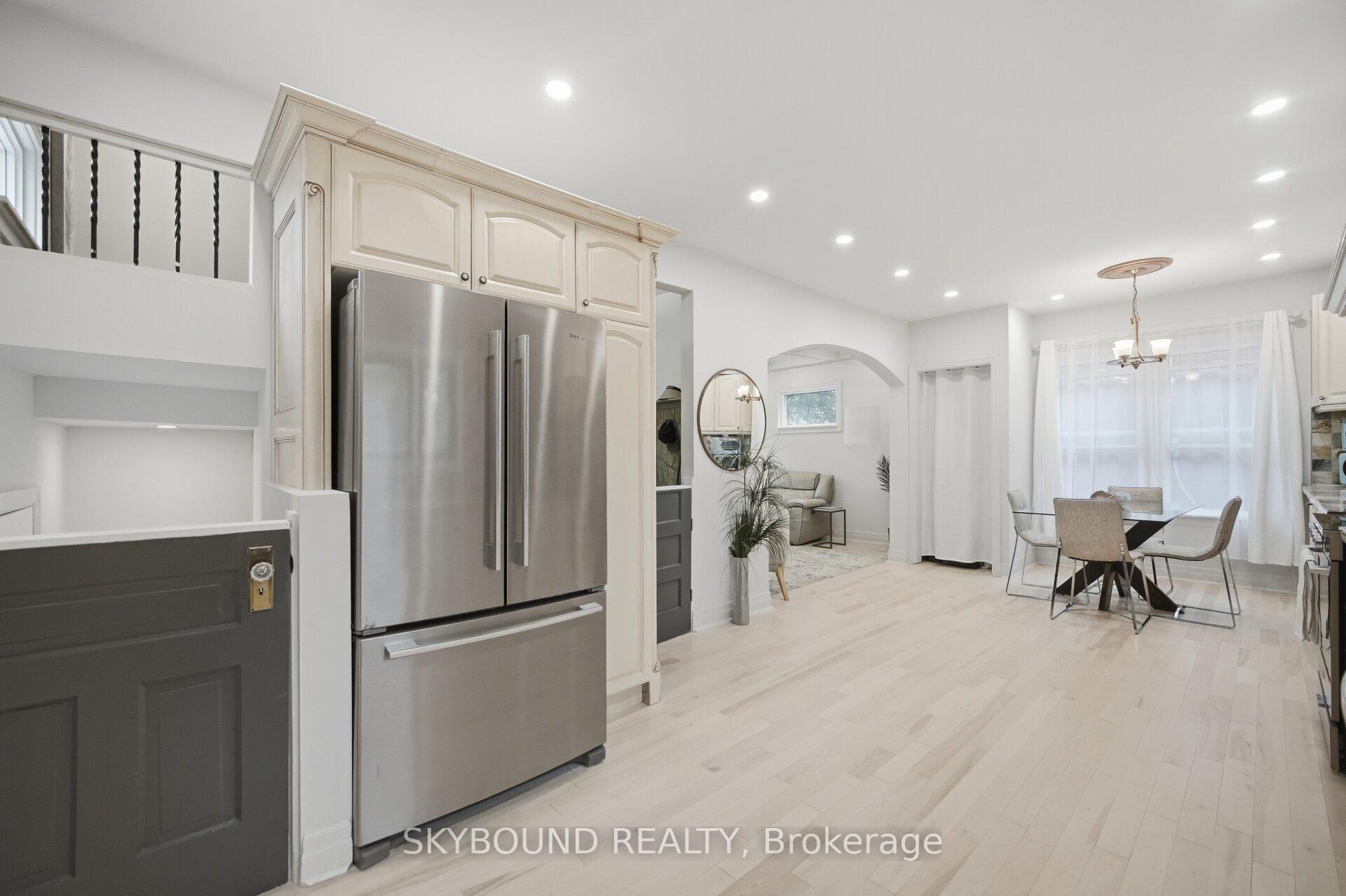 Photo 11 of 27 Rowe Street, Oshawa, Central — HOMEH