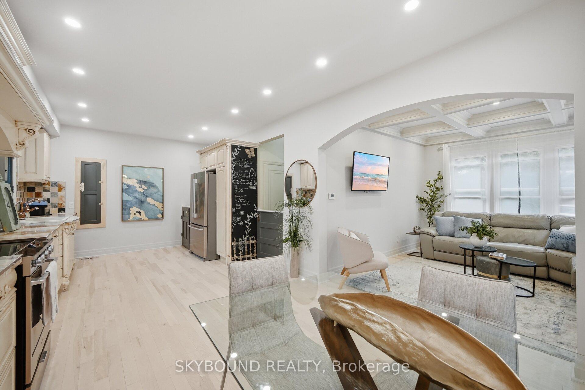 Photo 16 of 27 Rowe Street, Oshawa, Central — HOMEH