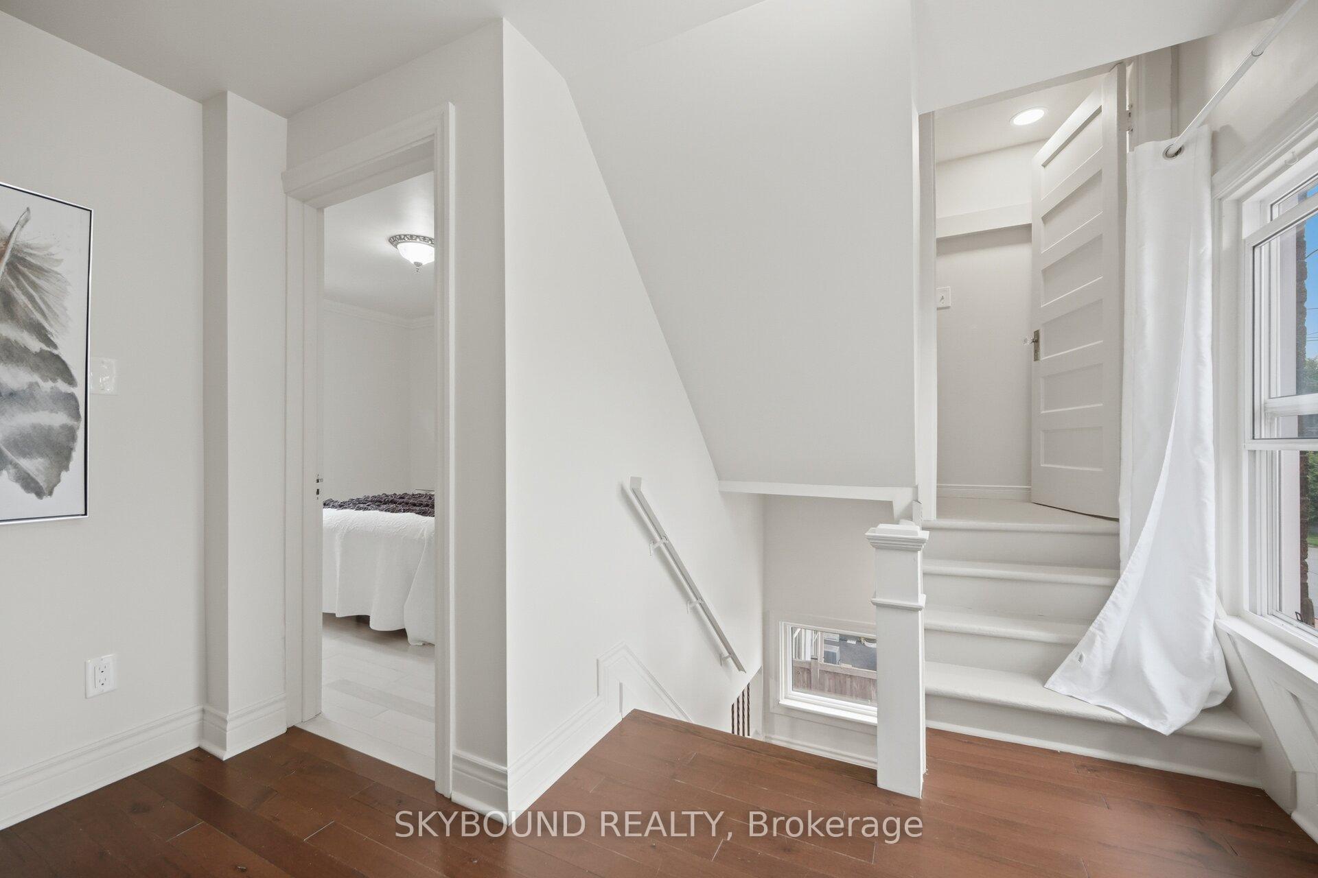 Photo 21 of 27 Rowe Street, Oshawa, Central — HOMEH