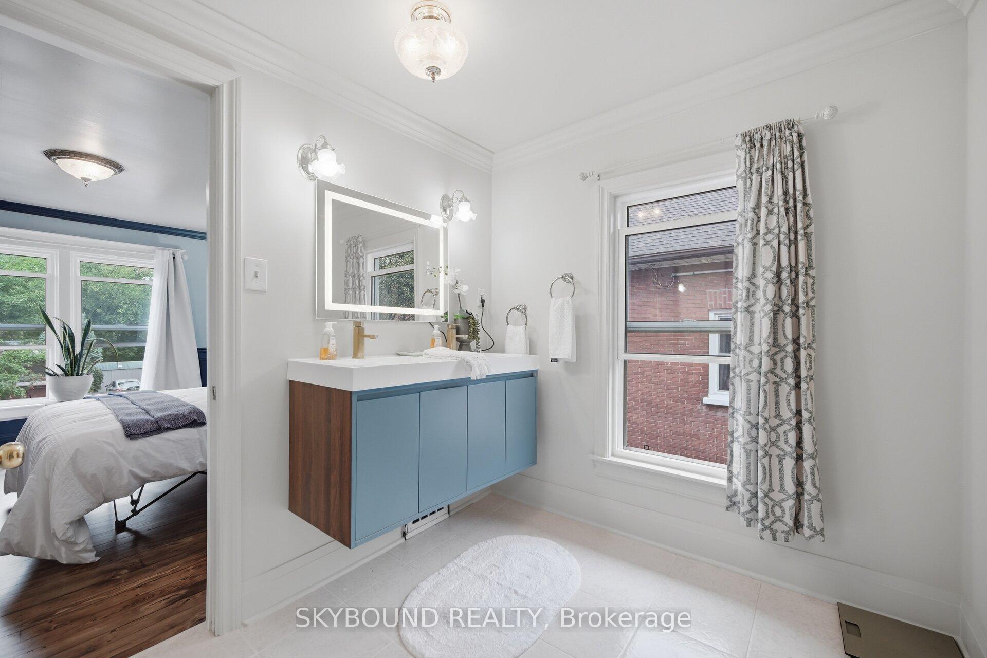 Photo 28 of 27 Rowe Street, Oshawa, Central — HOMEH