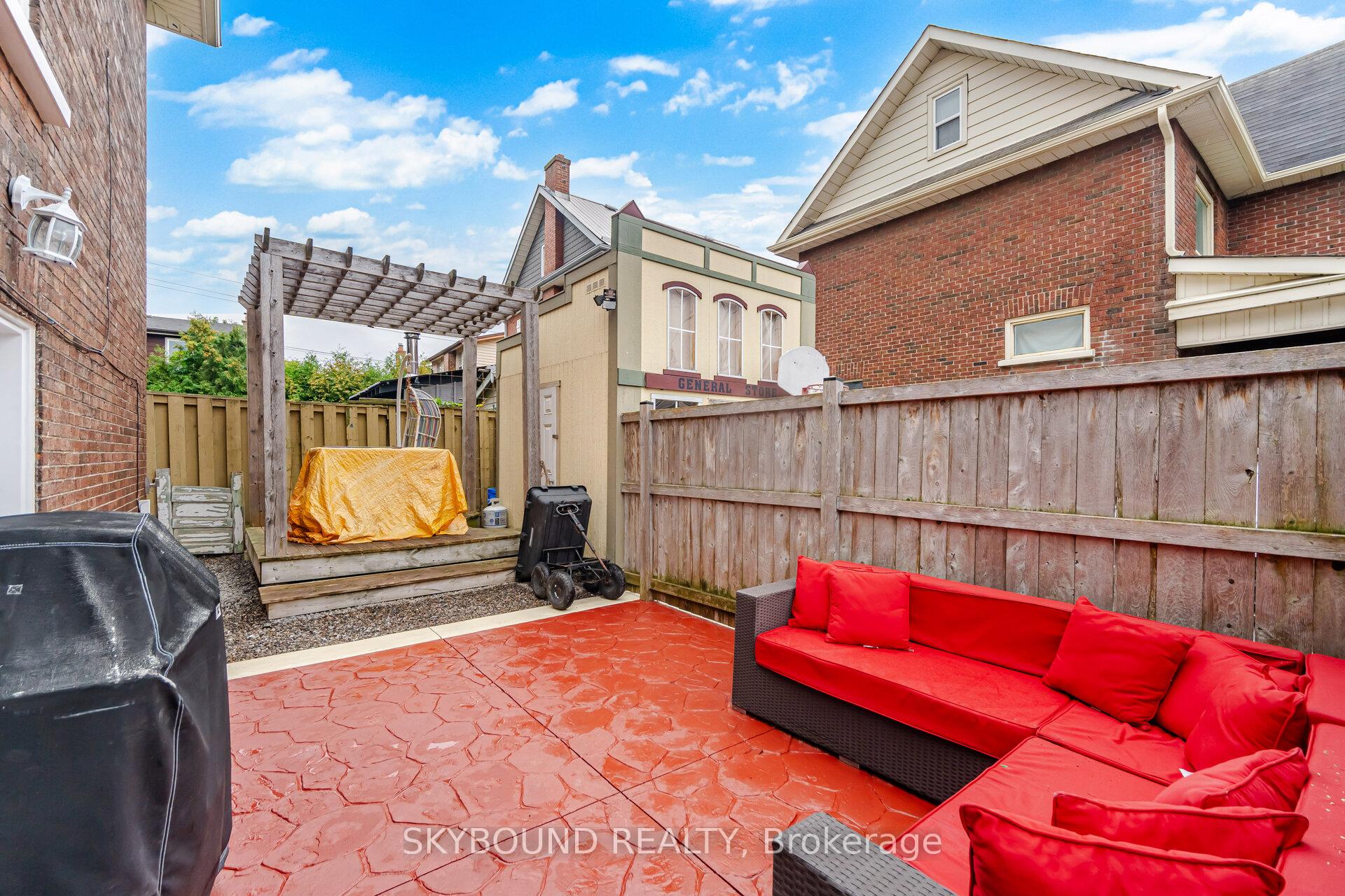 Photo 46 of 27 Rowe Street, Oshawa, Central — HOMEH