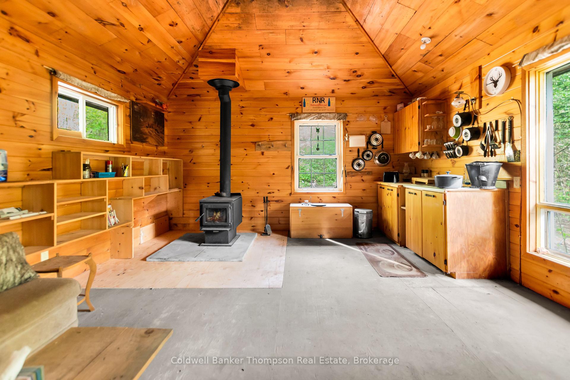 Photo 11 of 2600 Chetwynd Road, Kearney — HOMEH