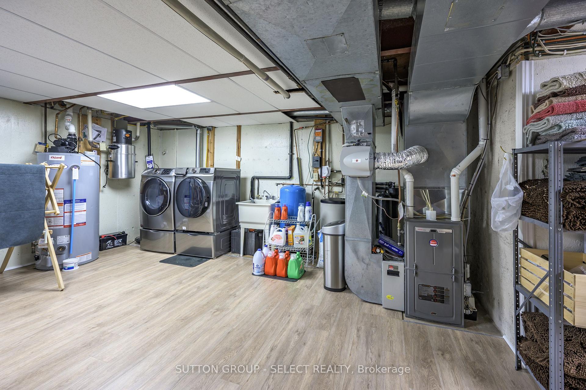 Photo 28 of 14 Northcrest Drive, London, North B — HOMEH
