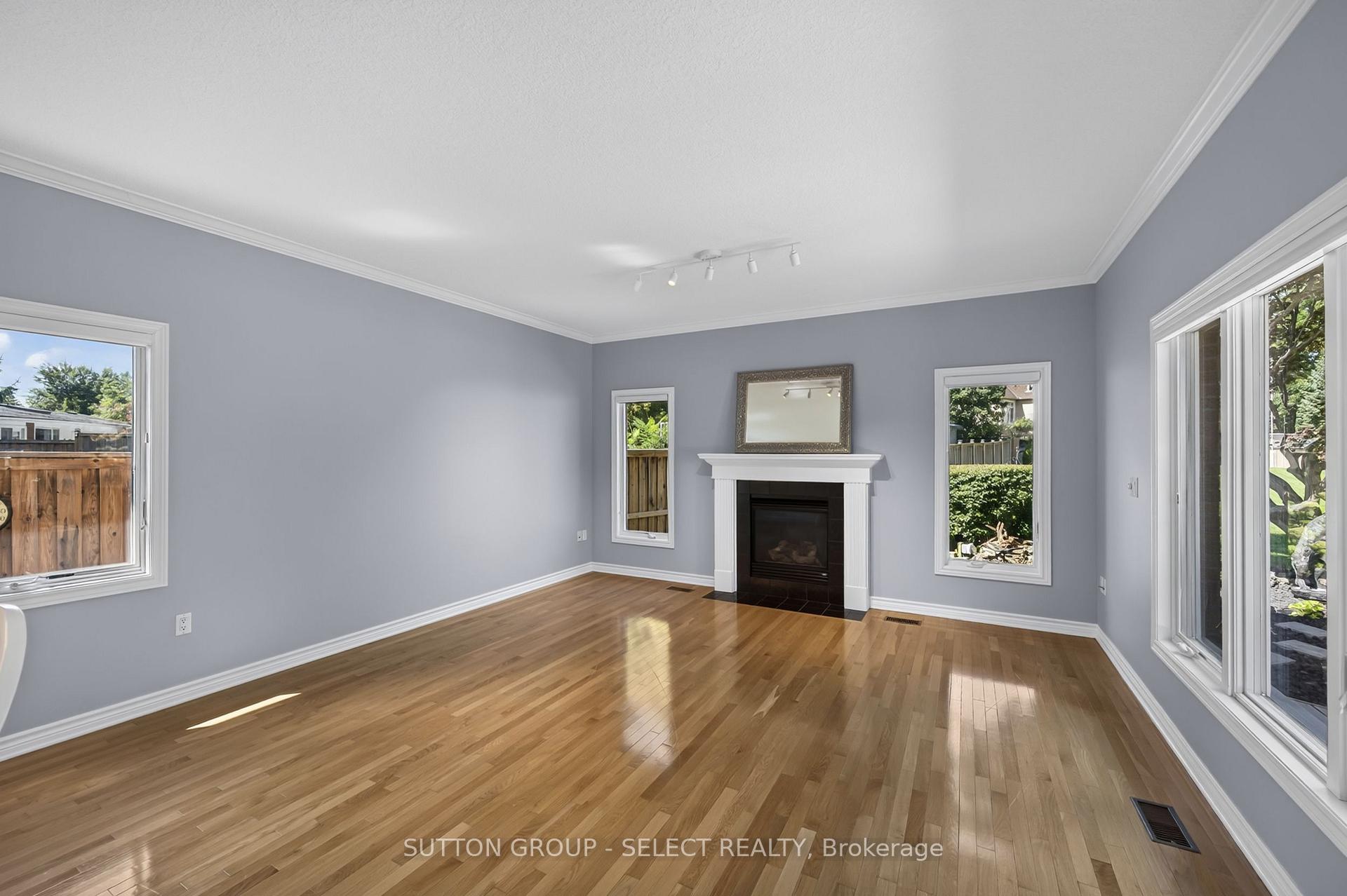 Photo 30 of 14 Northcrest Drive, London, North B — HOMEH