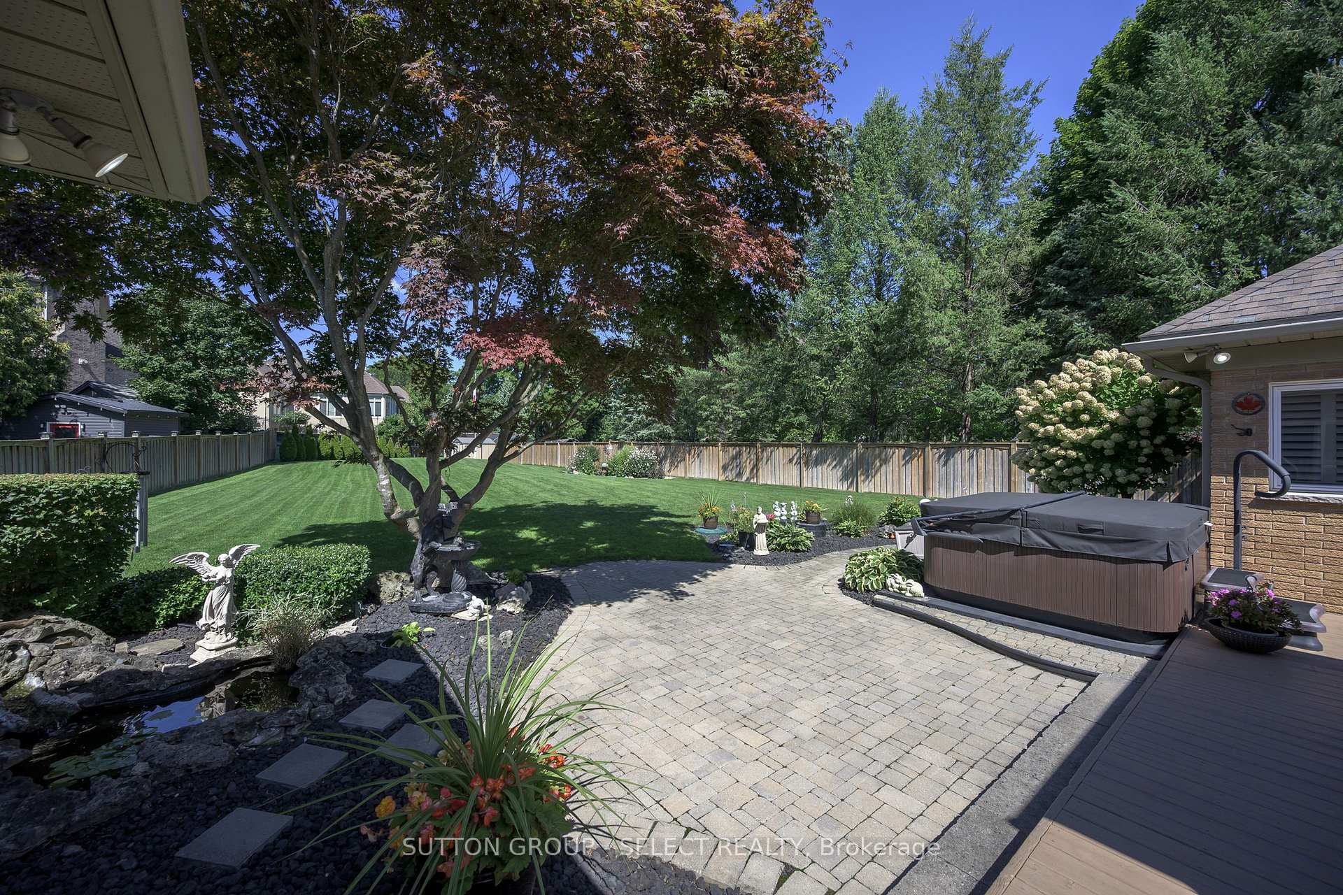 Photo 42 of 14 Northcrest Drive, London, North B — HOMEH