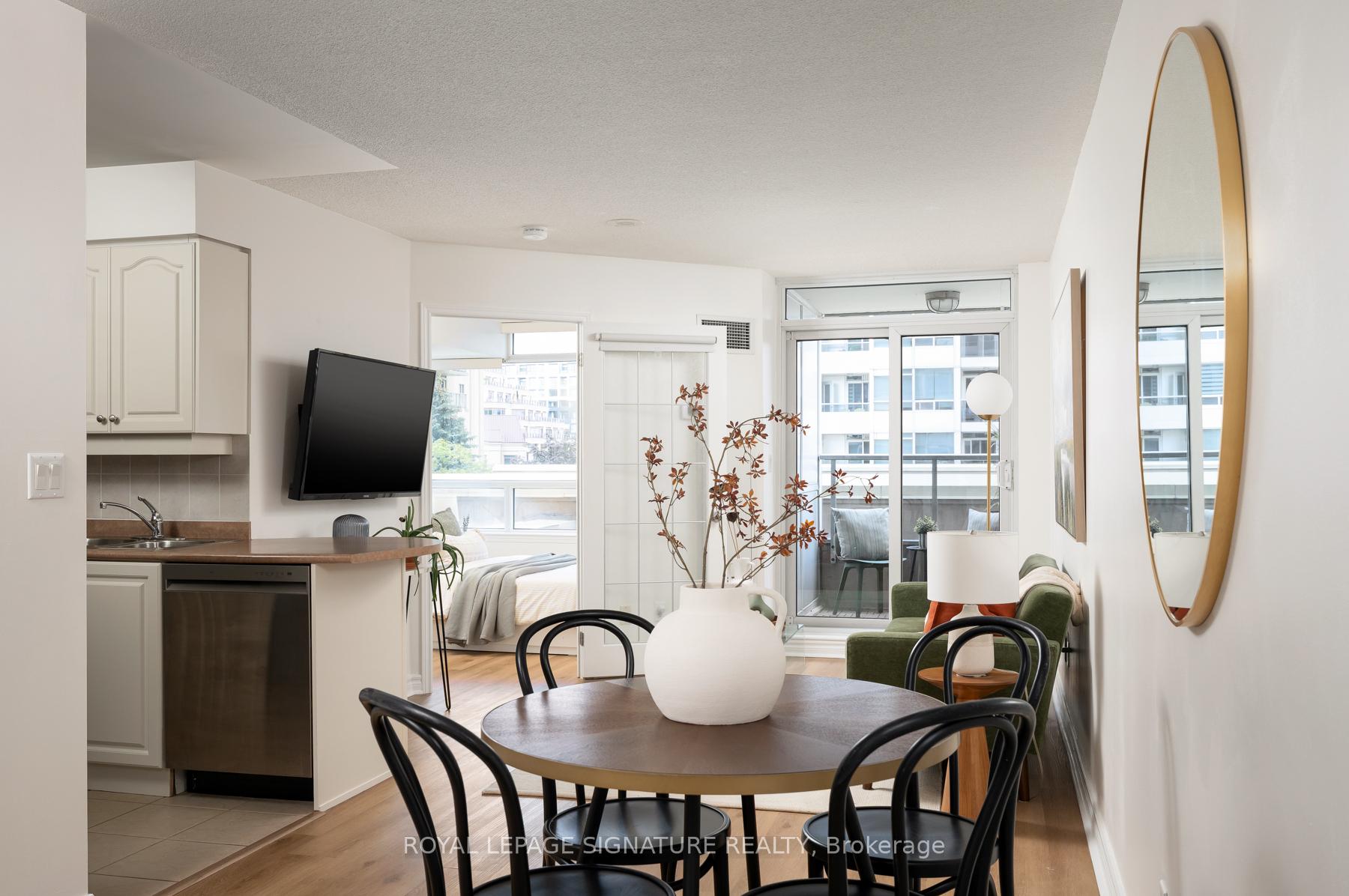 Photo 8 of Unit 306, 2 Rean Drive, North York, Bayview Village — HOMEH