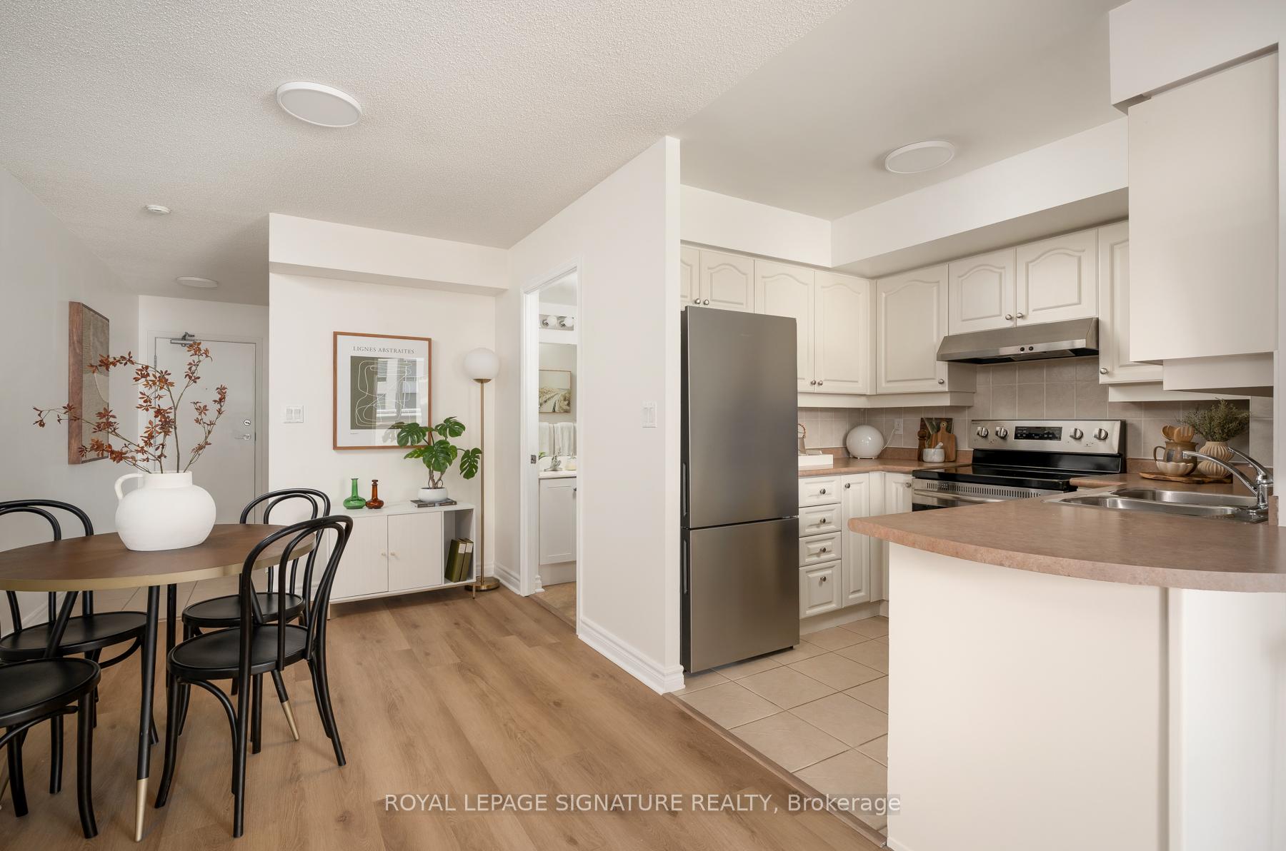 Photo 16 of Unit 306, 2 Rean Drive, North York, Bayview Village — HOMEH
