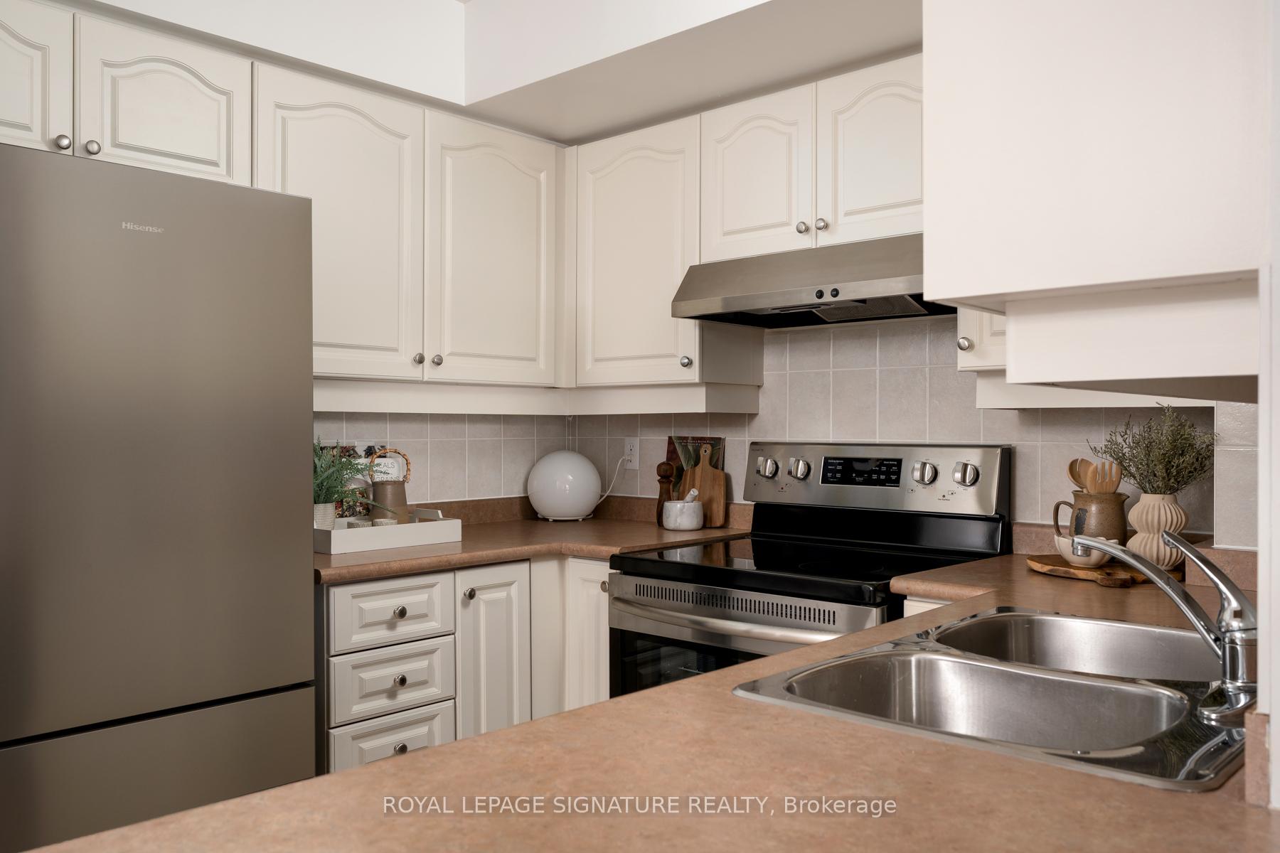 Photo 20 of Unit 306, 2 Rean Drive, North York, Bayview Village — HOMEH