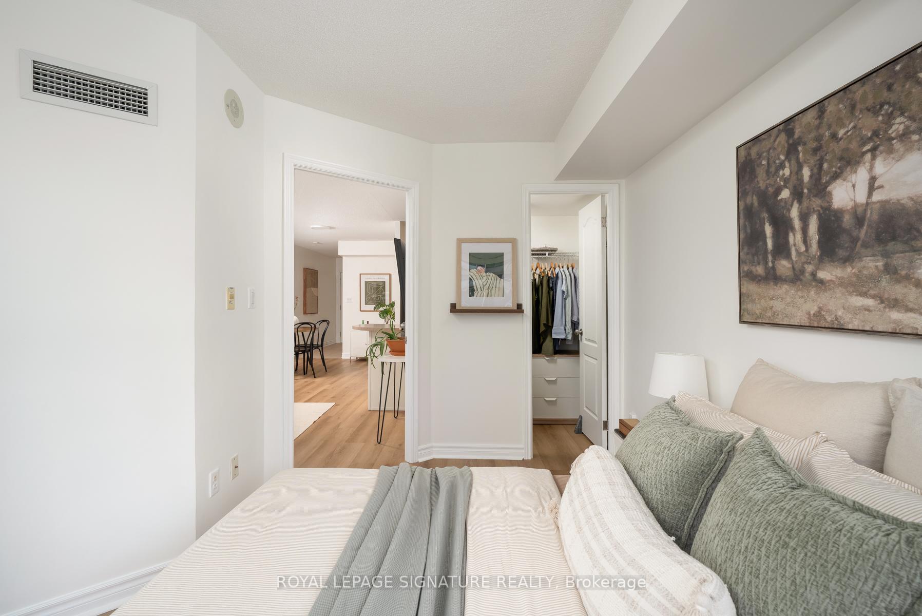 Photo 26 of Unit 306, 2 Rean Drive, North York, Bayview Village — HOMEH
