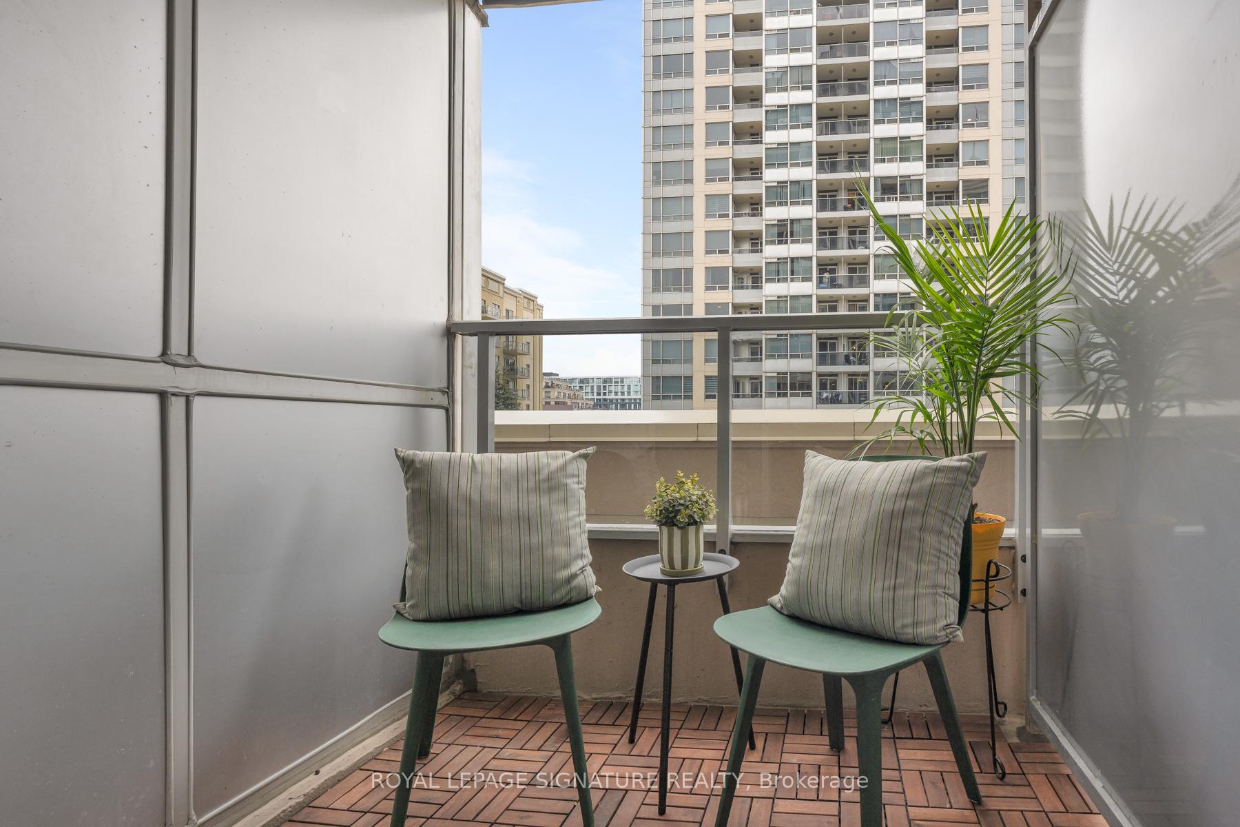 Photo 31 of Unit 306, 2 Rean Drive, North York, Bayview Village — HOMEH