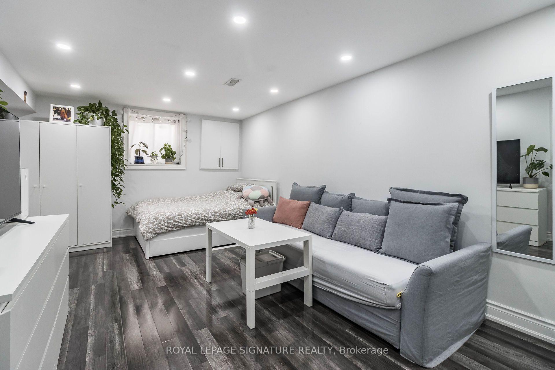 Photo 27 of 119 Madoc Drive, Brampton, Madoc — HOMEH