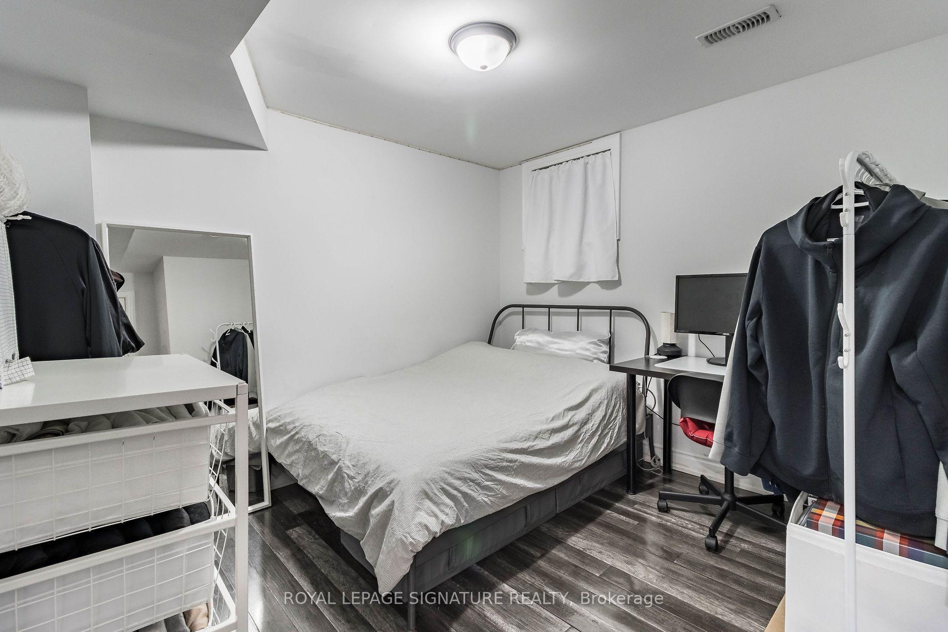 Photo 34 of 119 Madoc Drive, Brampton, Madoc — HOMEH