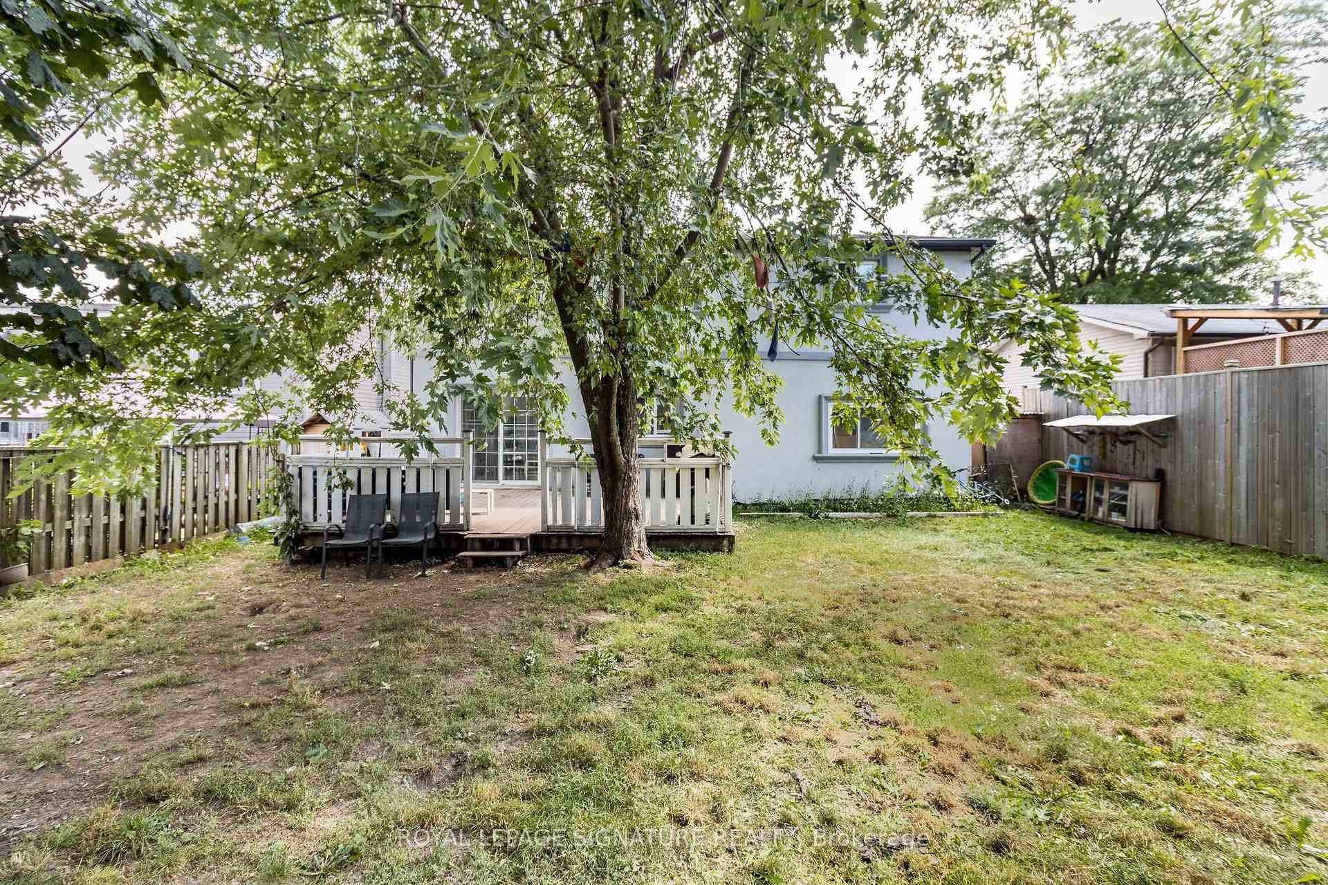Photo 39 of 119 Madoc Drive, Brampton, Madoc — HOMEH