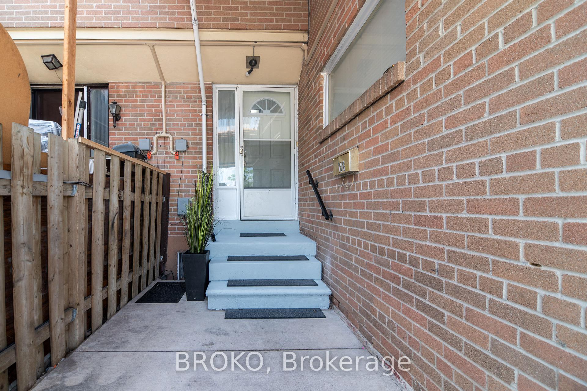 Photo 1 of Unit 188, 262 John Garland Boulevard, Etobicoke, West Humber-Clairville — HOMEH