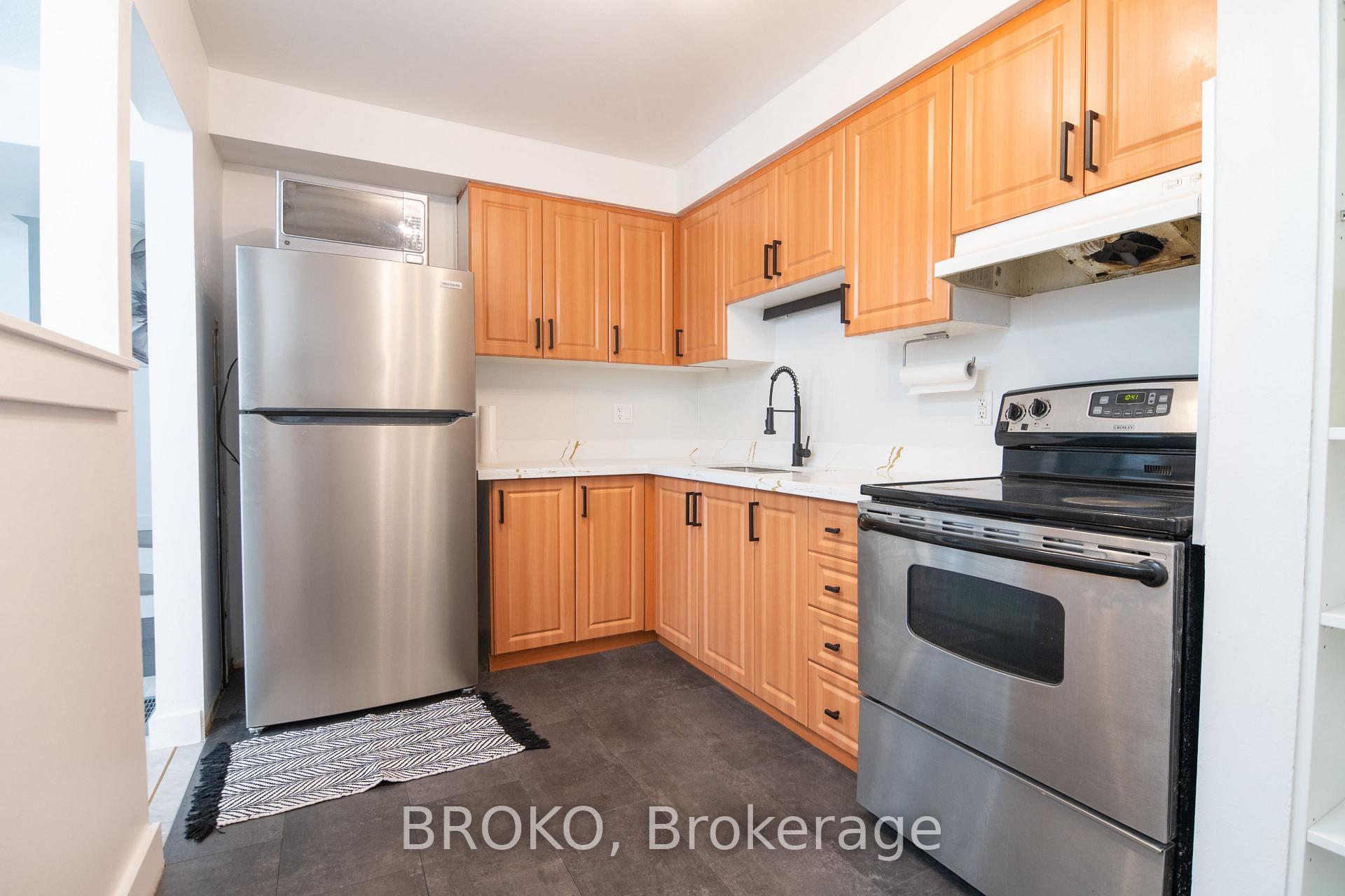 Photo 5 of Unit 188, 262 John Garland Boulevard, Etobicoke, West Humber-Clairville — HOMEH