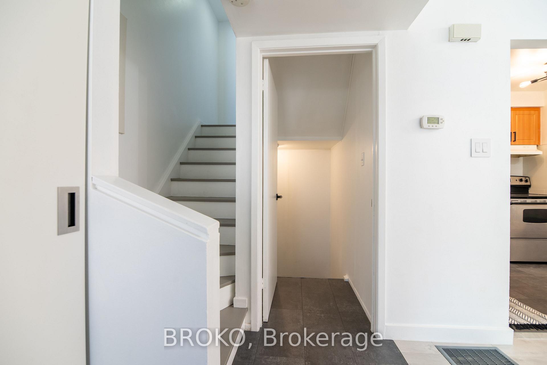 Photo 10 of Unit 188, 262 John Garland Boulevard, Etobicoke, West Humber-Clairville — HOMEH