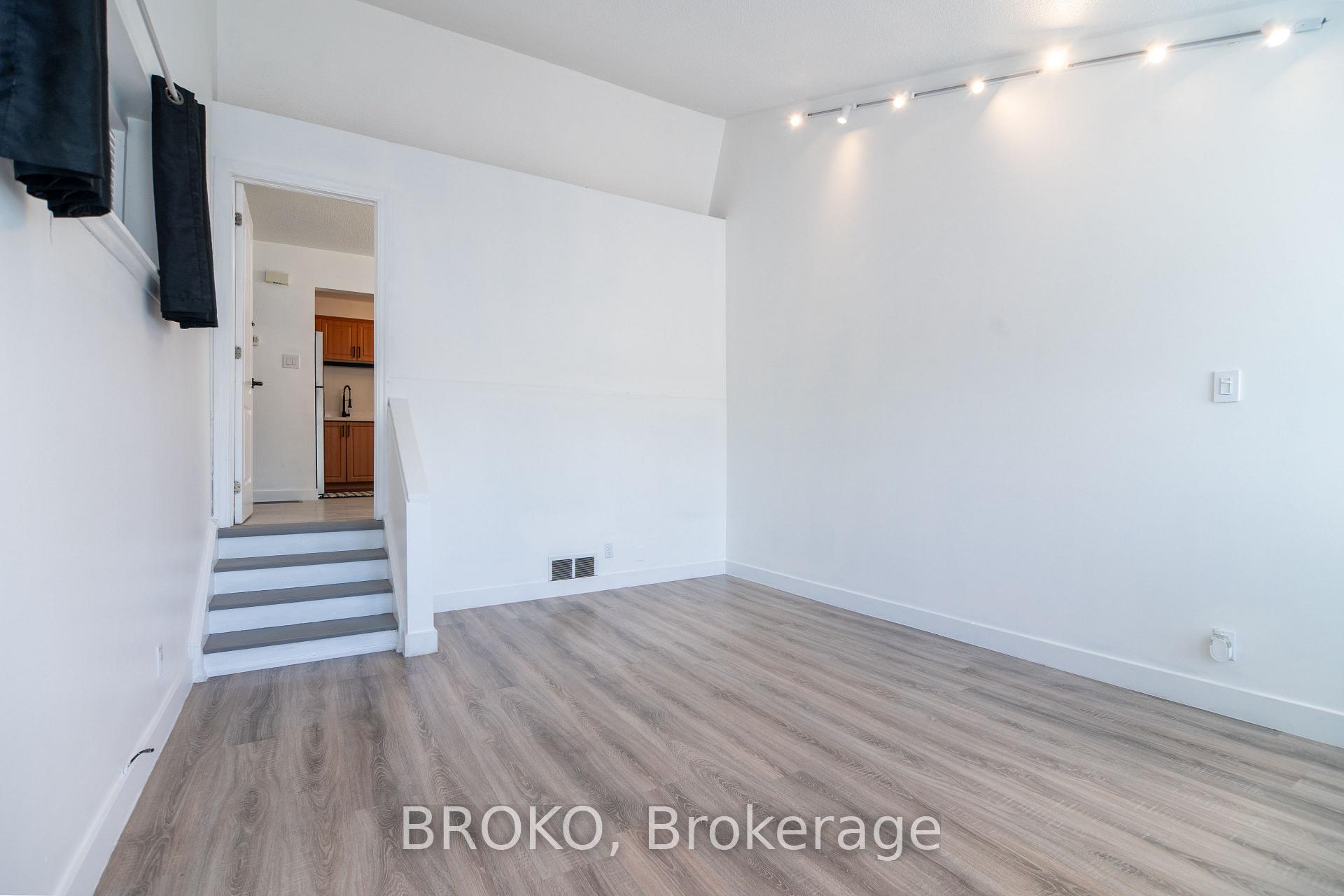 Photo 12 of Unit 188, 262 John Garland Boulevard, Etobicoke, West Humber-Clairville — HOMEH