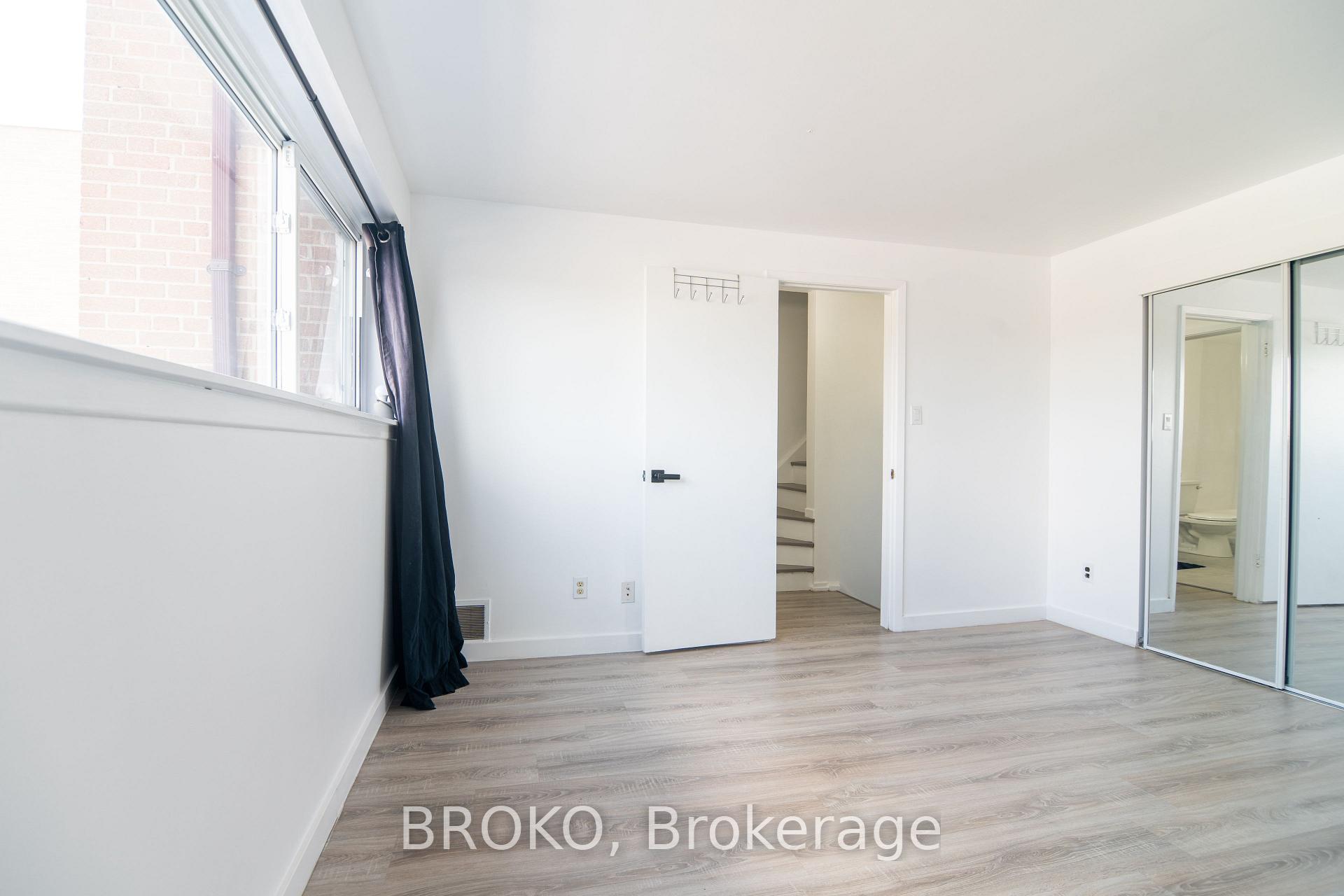 Photo 21 of Unit 188, 262 John Garland Boulevard, Etobicoke, West Humber-Clairville — HOMEH